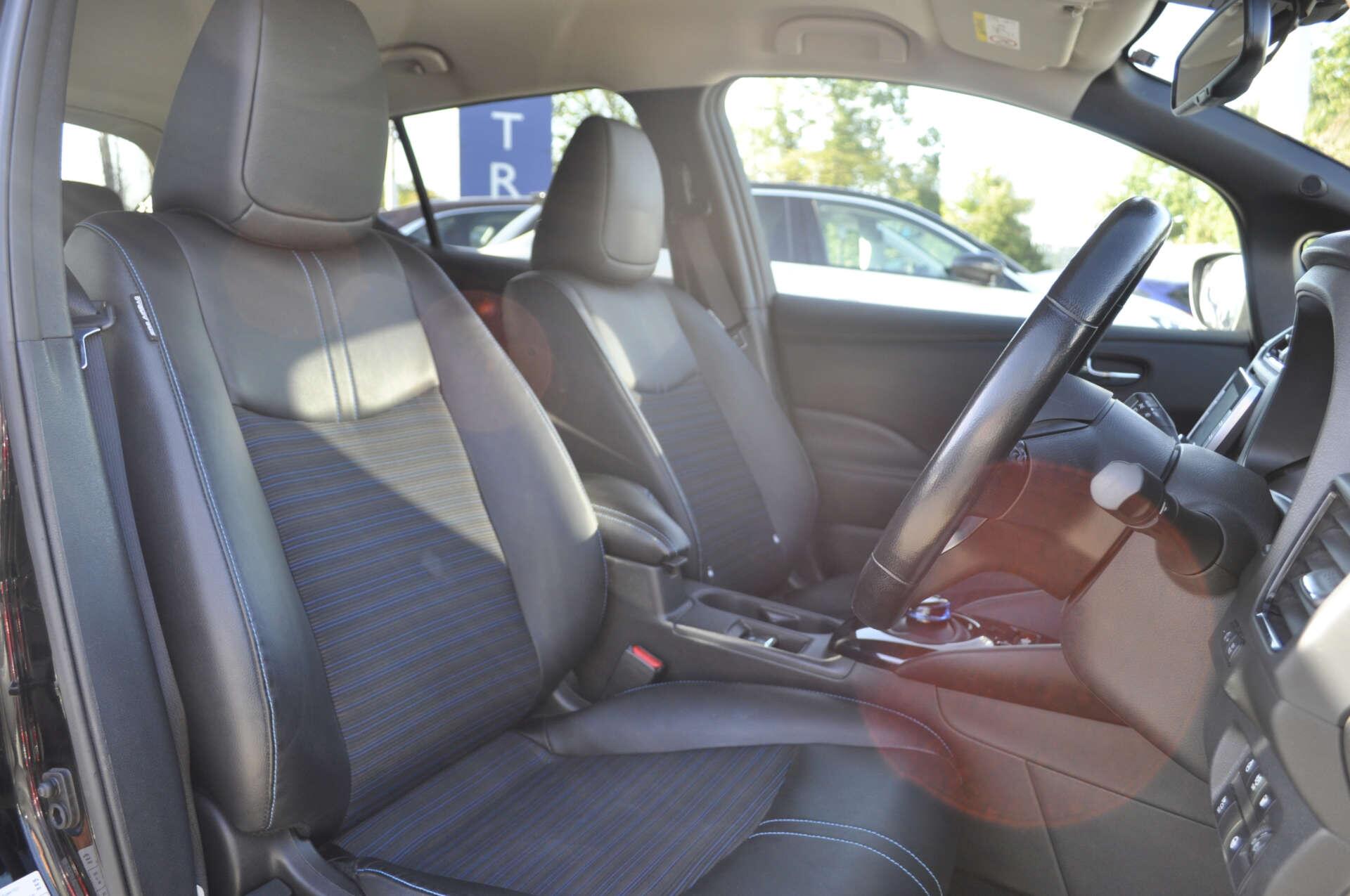 Nissan Leaf view 10