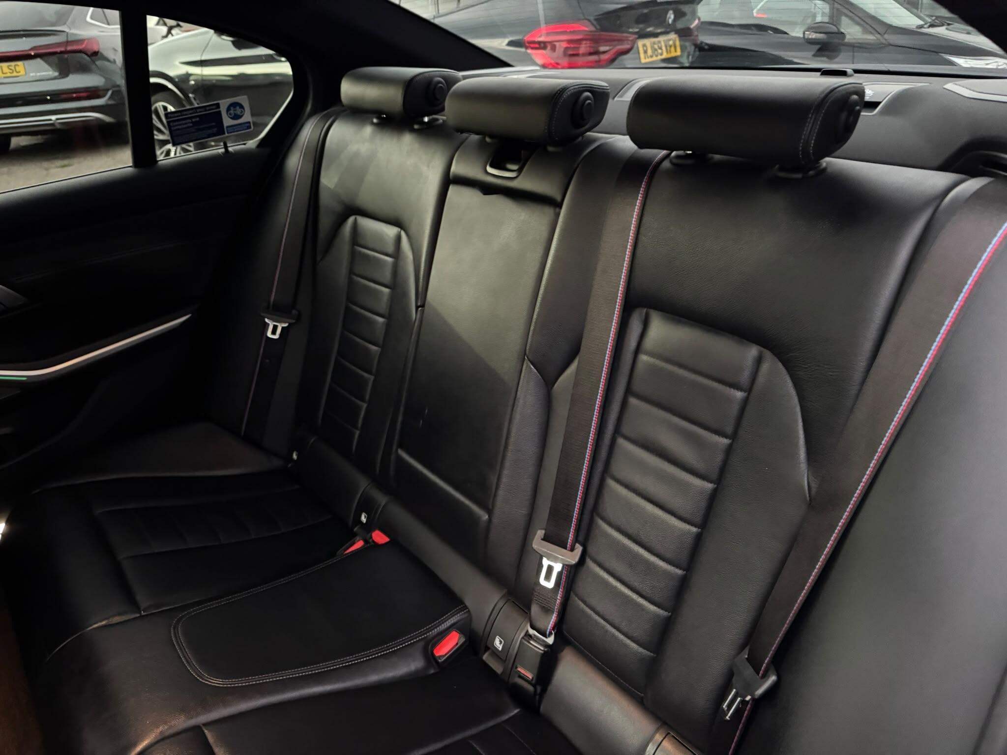 BMW 3 Series view 45