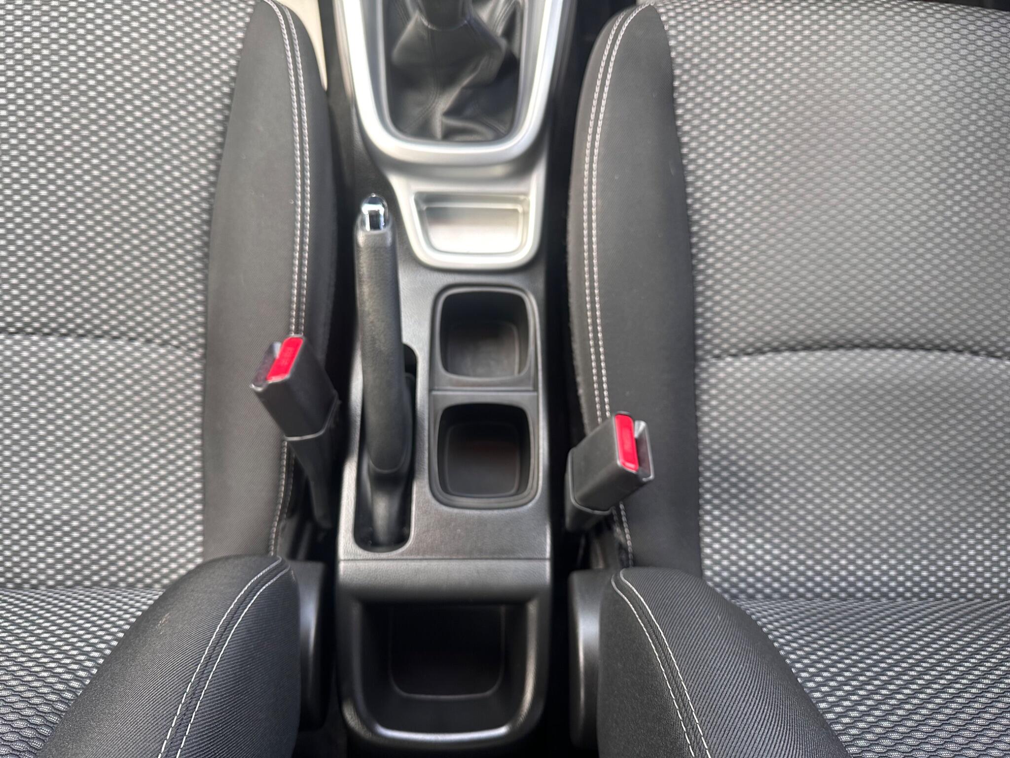 Suzuki Vitara view 43