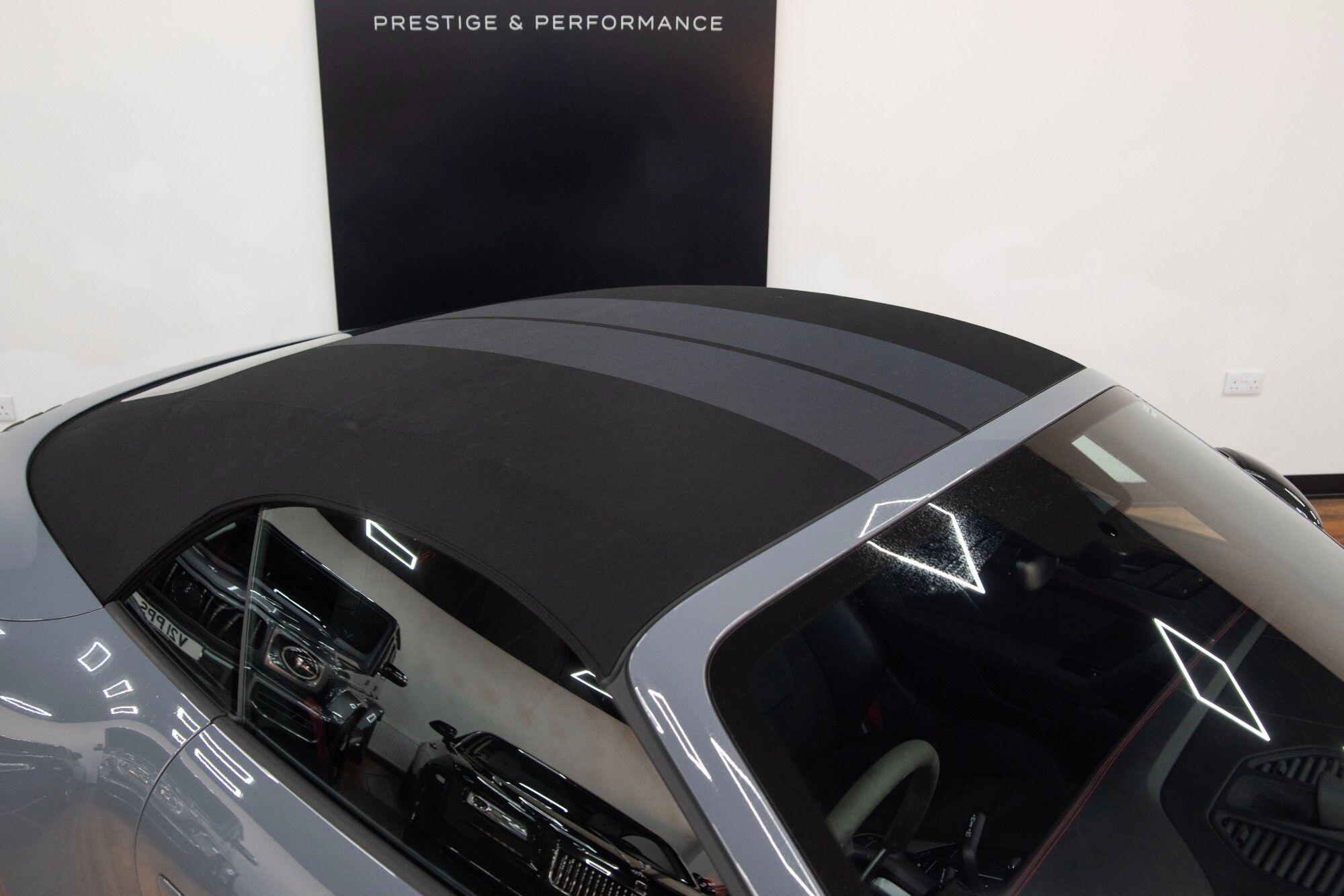 Porsche 911 view 17