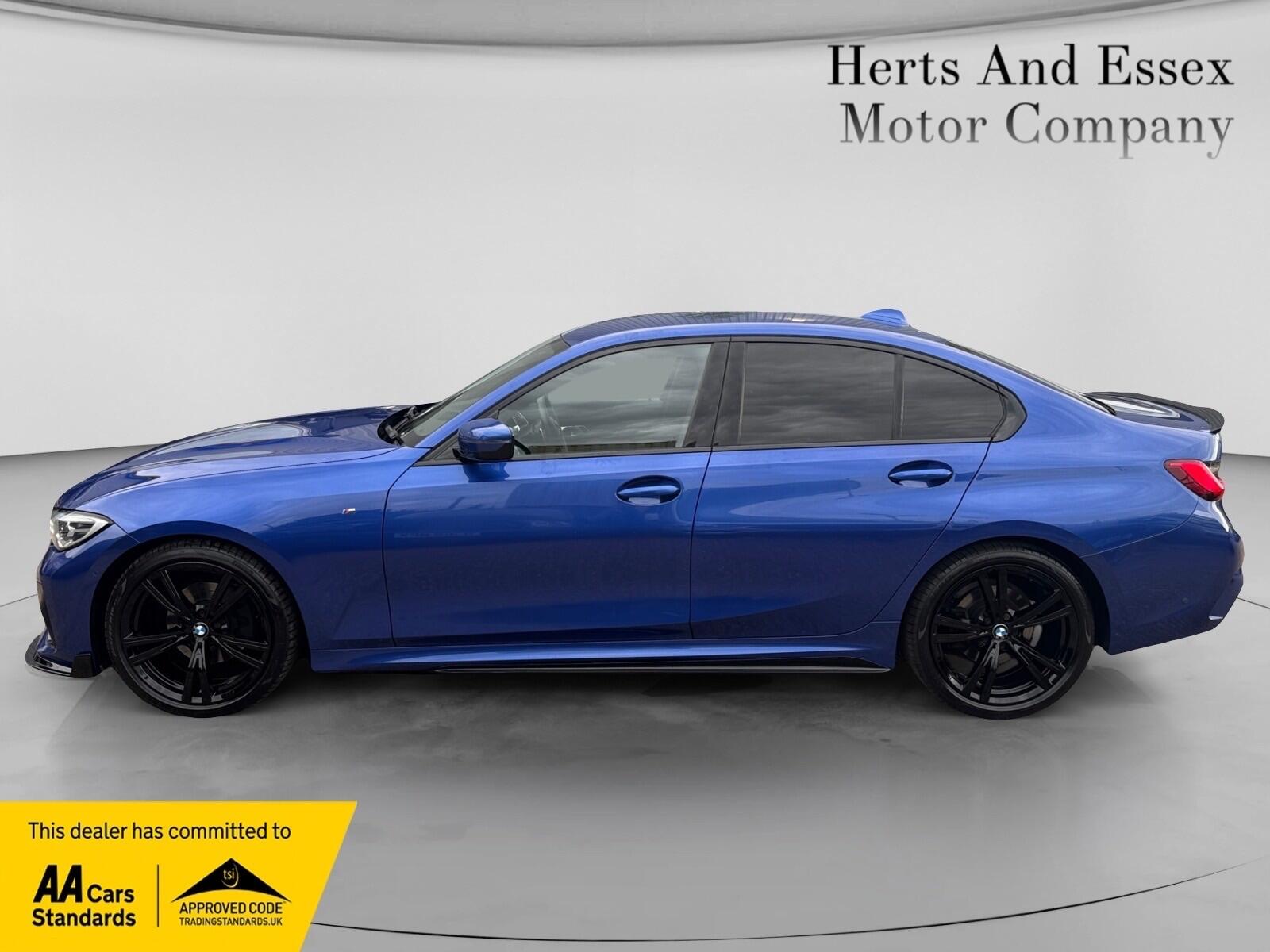 BMW 3 Series view 5