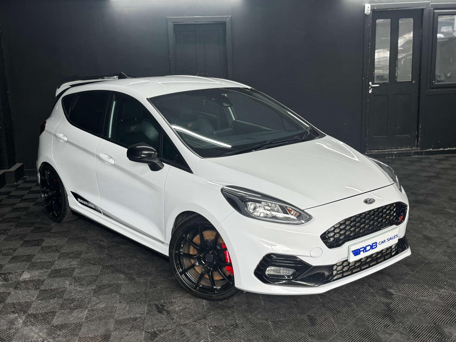 Ford Fiesta view 9