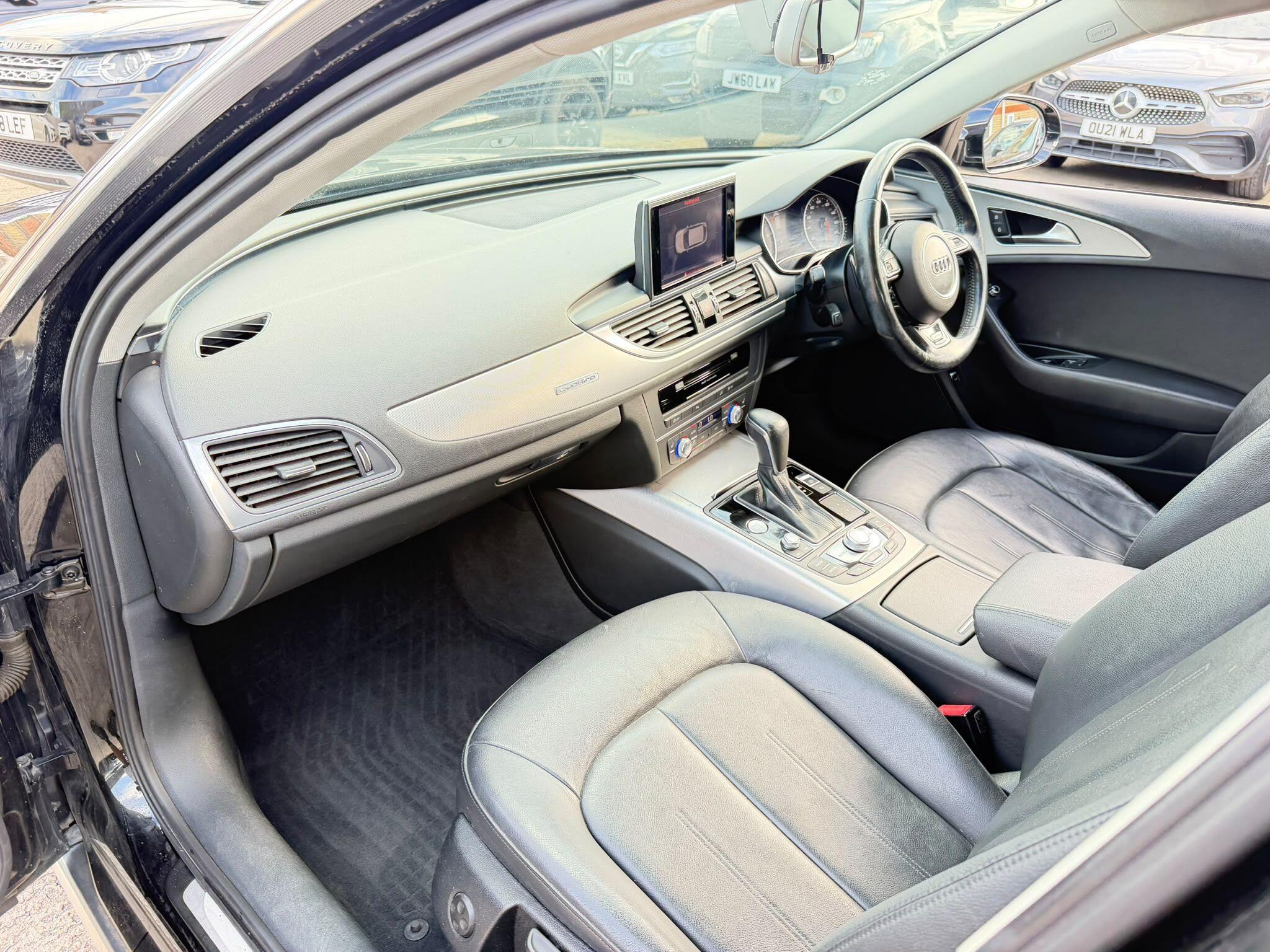 Audi A6 view 32