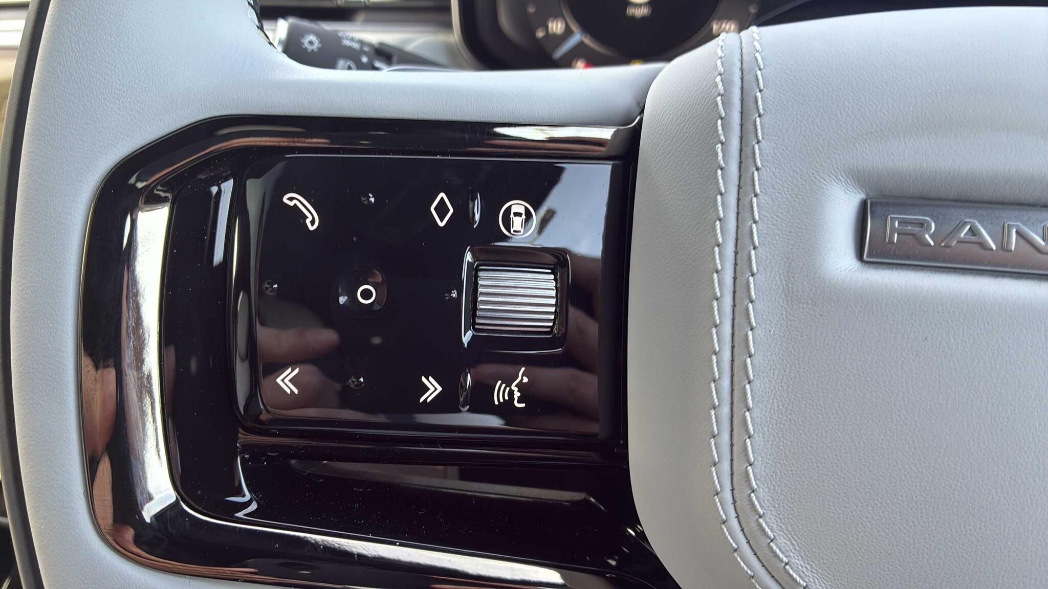 Land Rover Range Rover Sport view 27