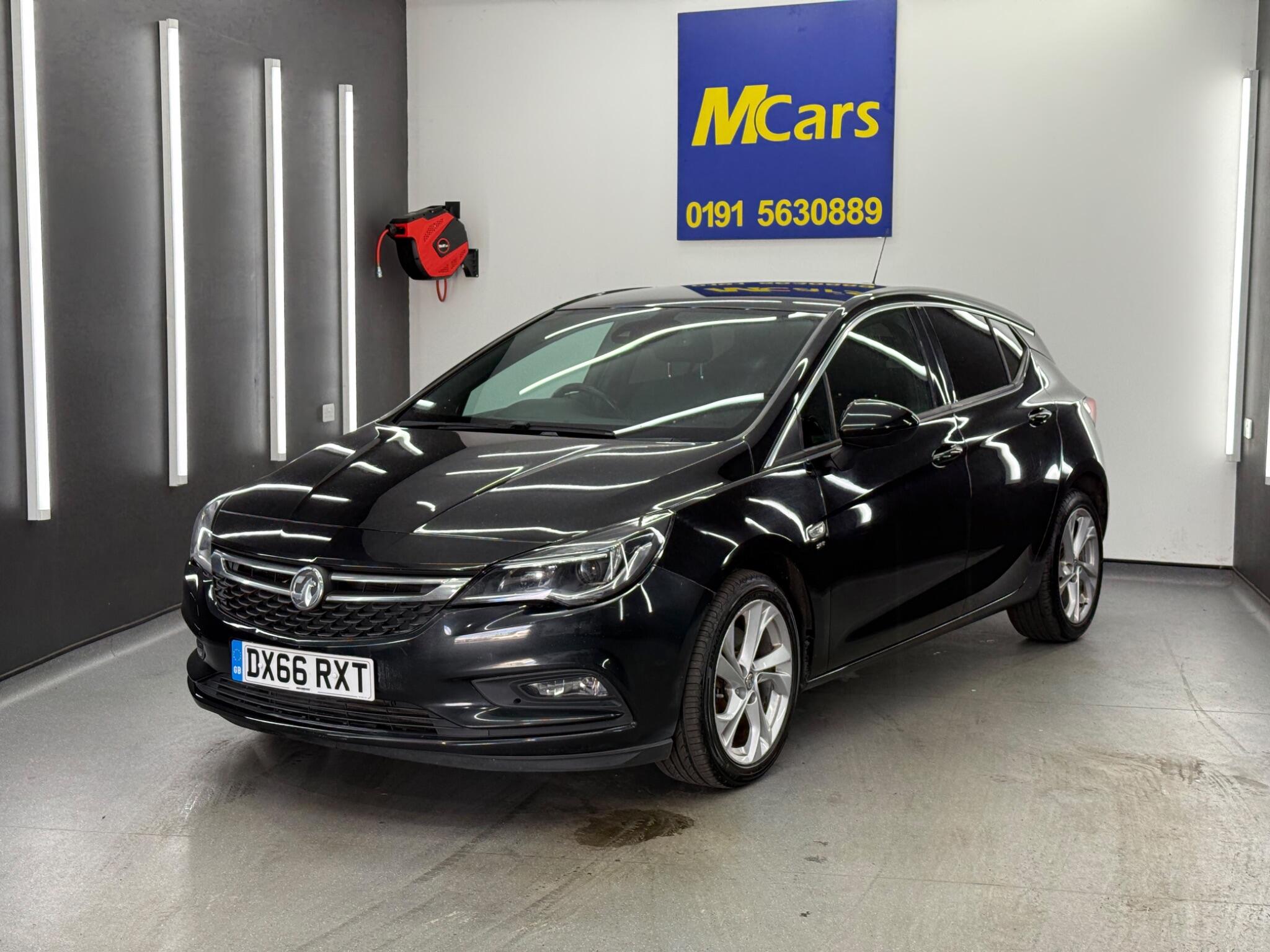 Vauxhall Astra view 2