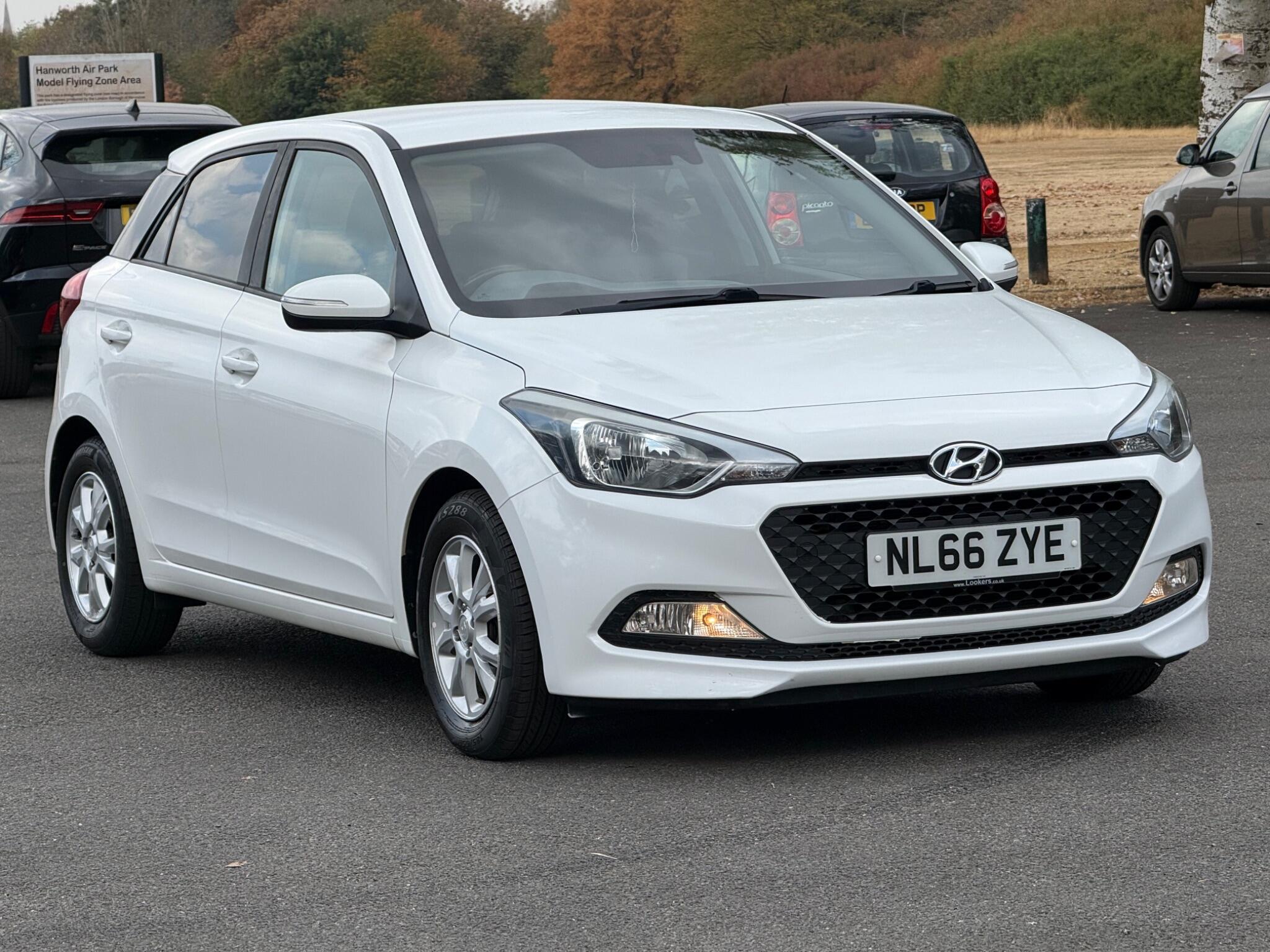 Hyundai I20 view 5