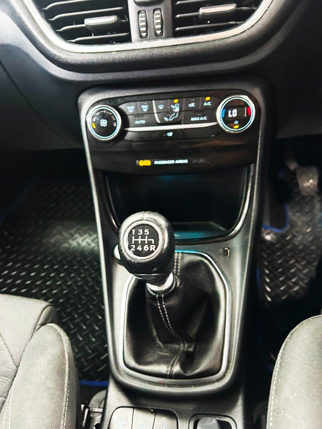 Ford Puma view 17