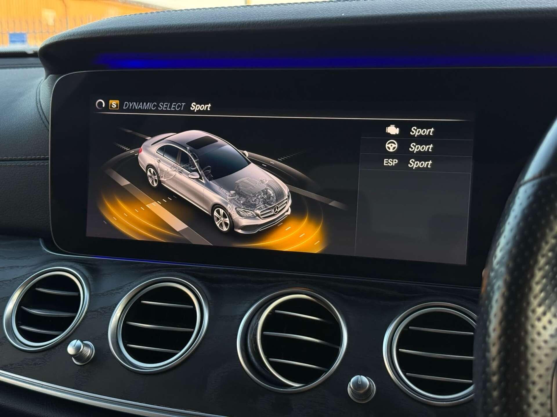 Mercedes-Benz E Class view 79