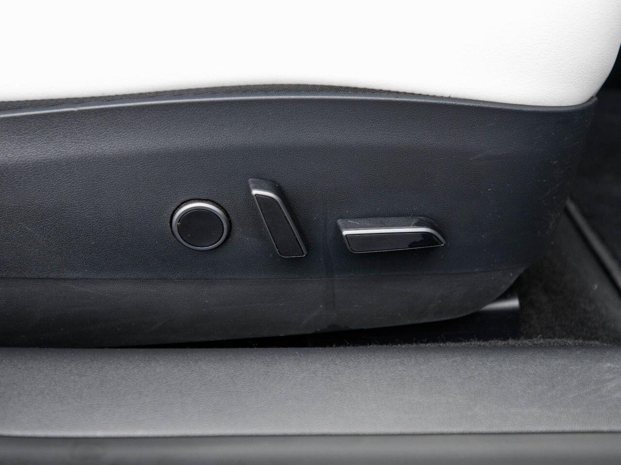 Tesla Model 3 view 18