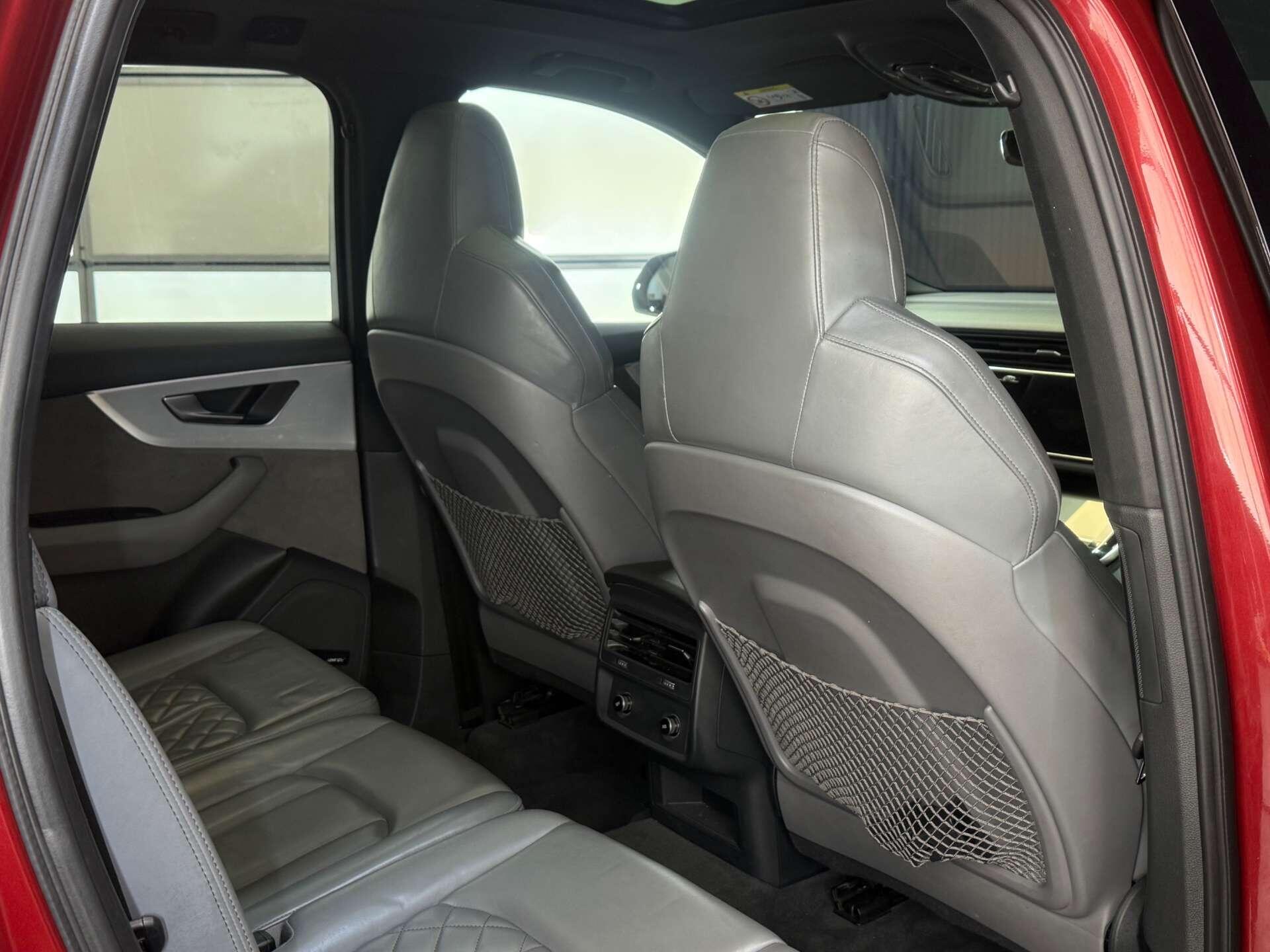 Audi SQ7 view 19
