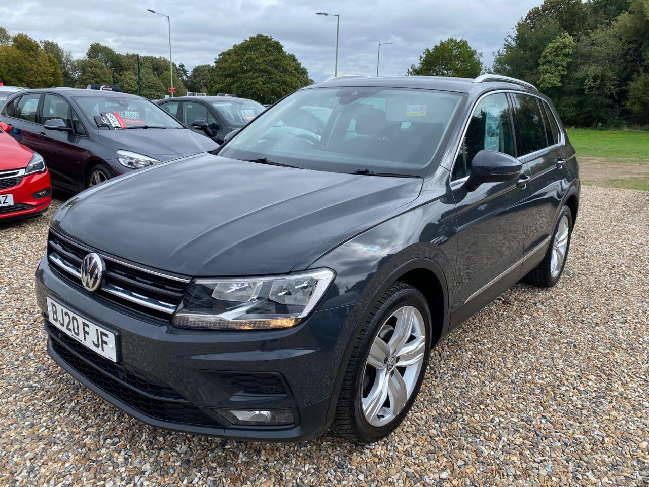 Volkswagen Tiguan view 9