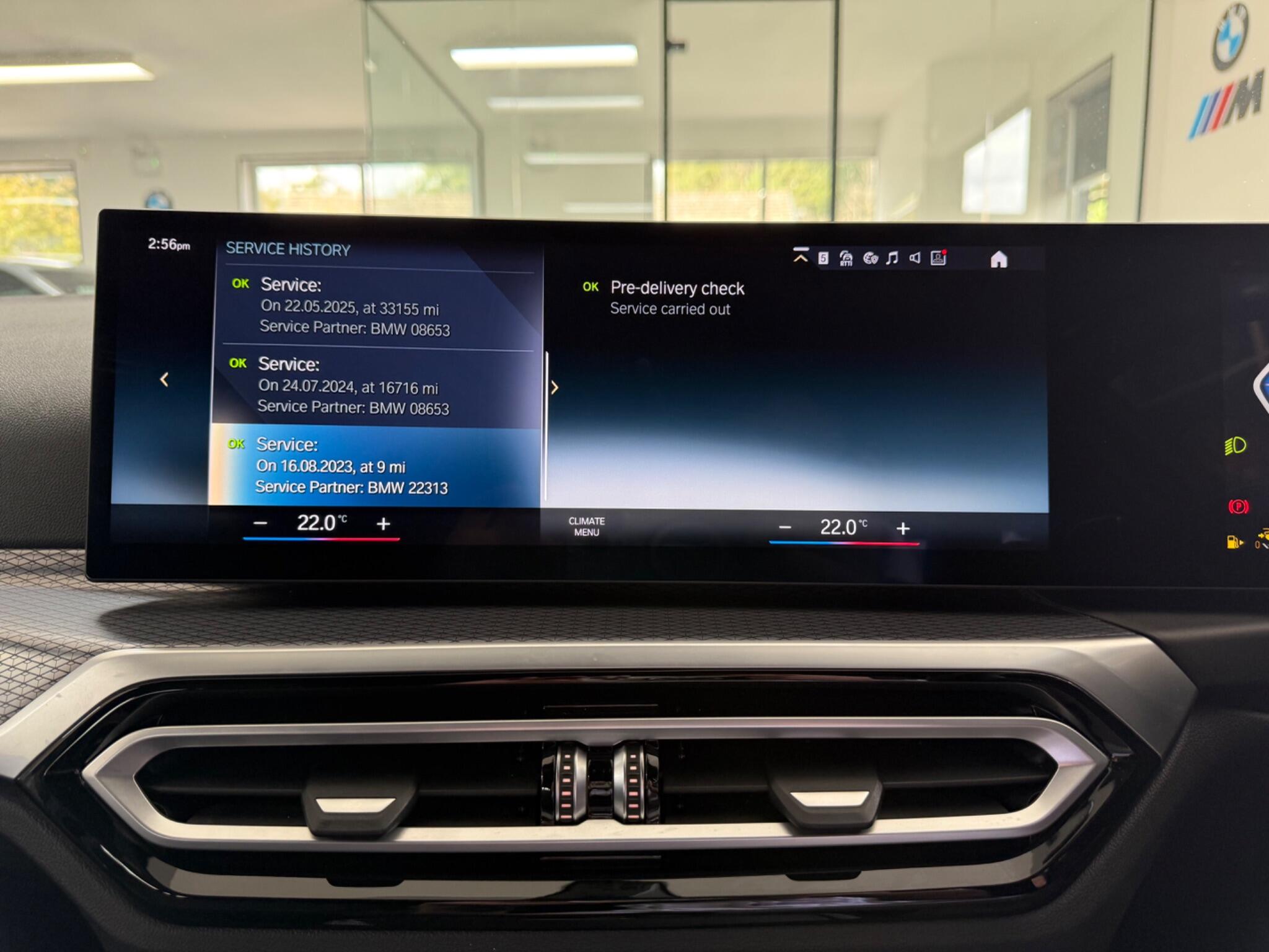 BMW 3 Series view 19