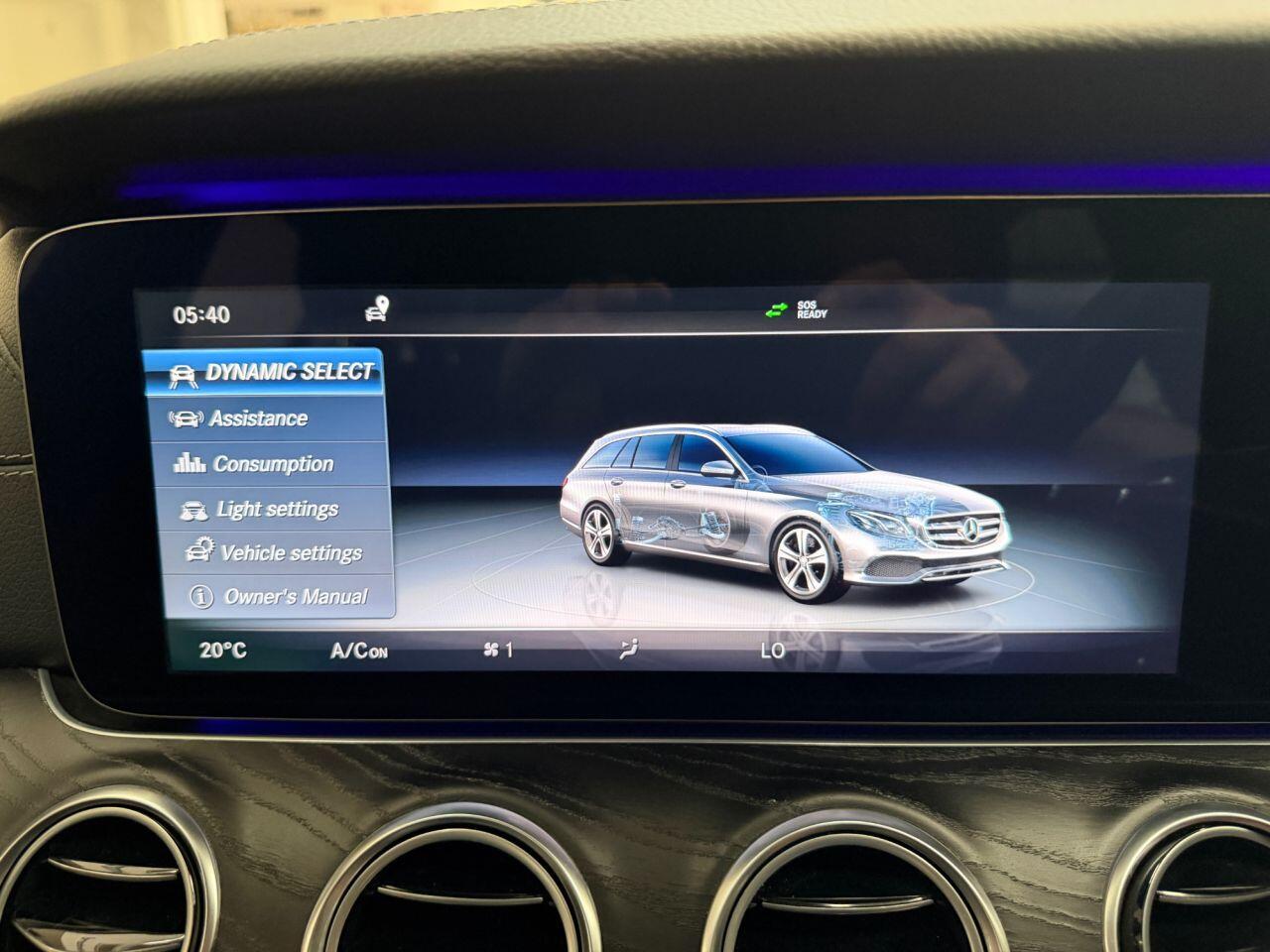 Mercedes-Benz E Class view 49