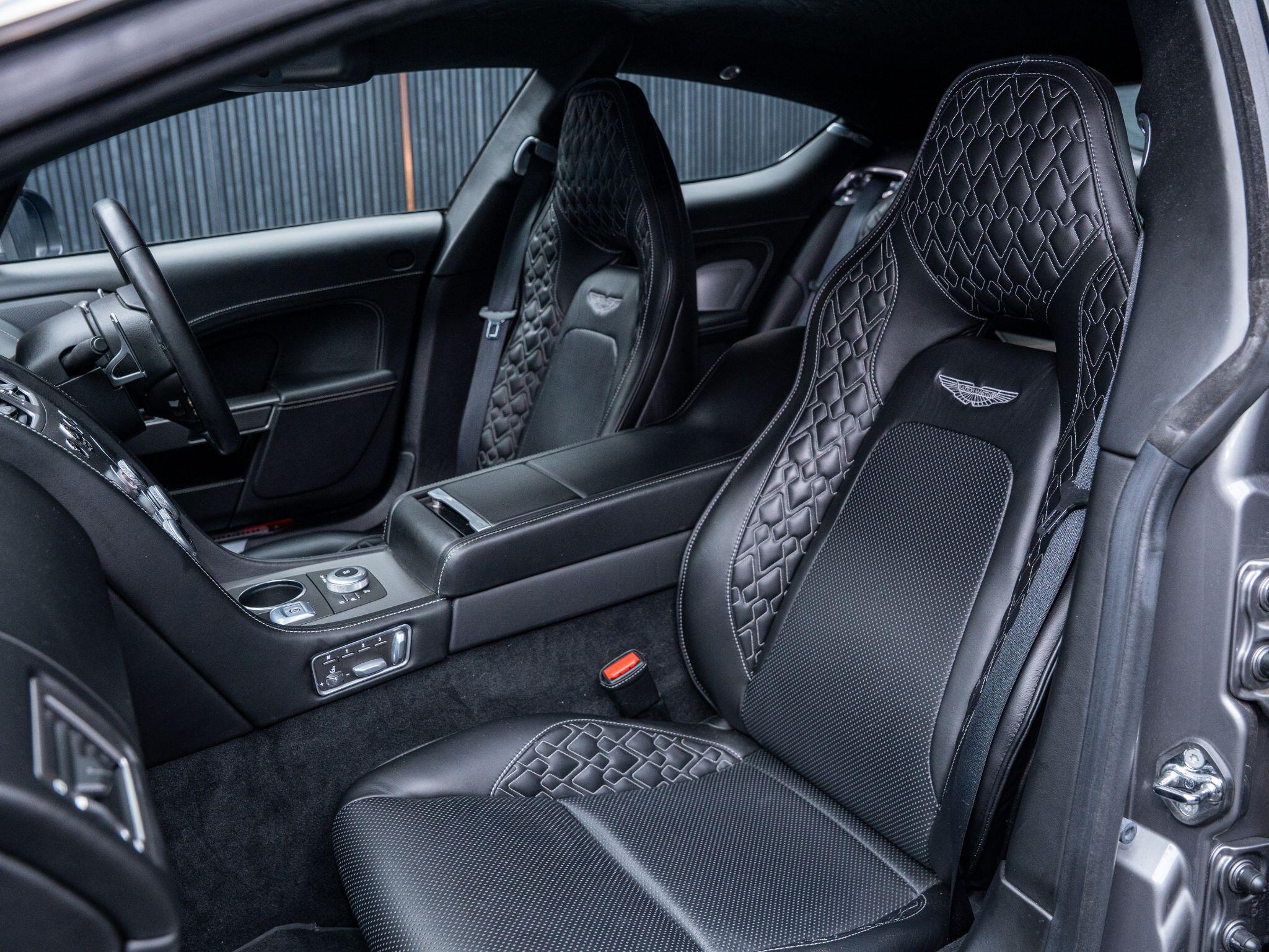 Aston Martin Rapide view 39