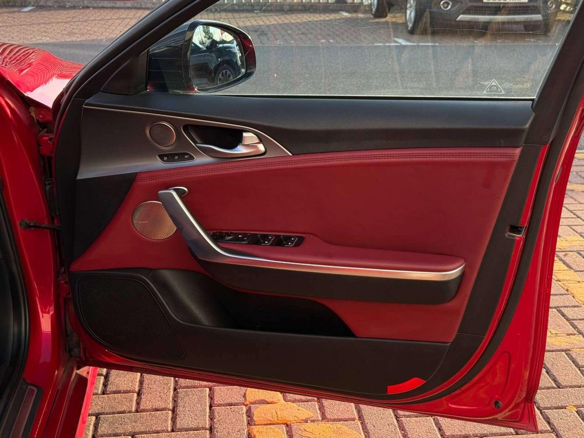 Kia Stinger view 21