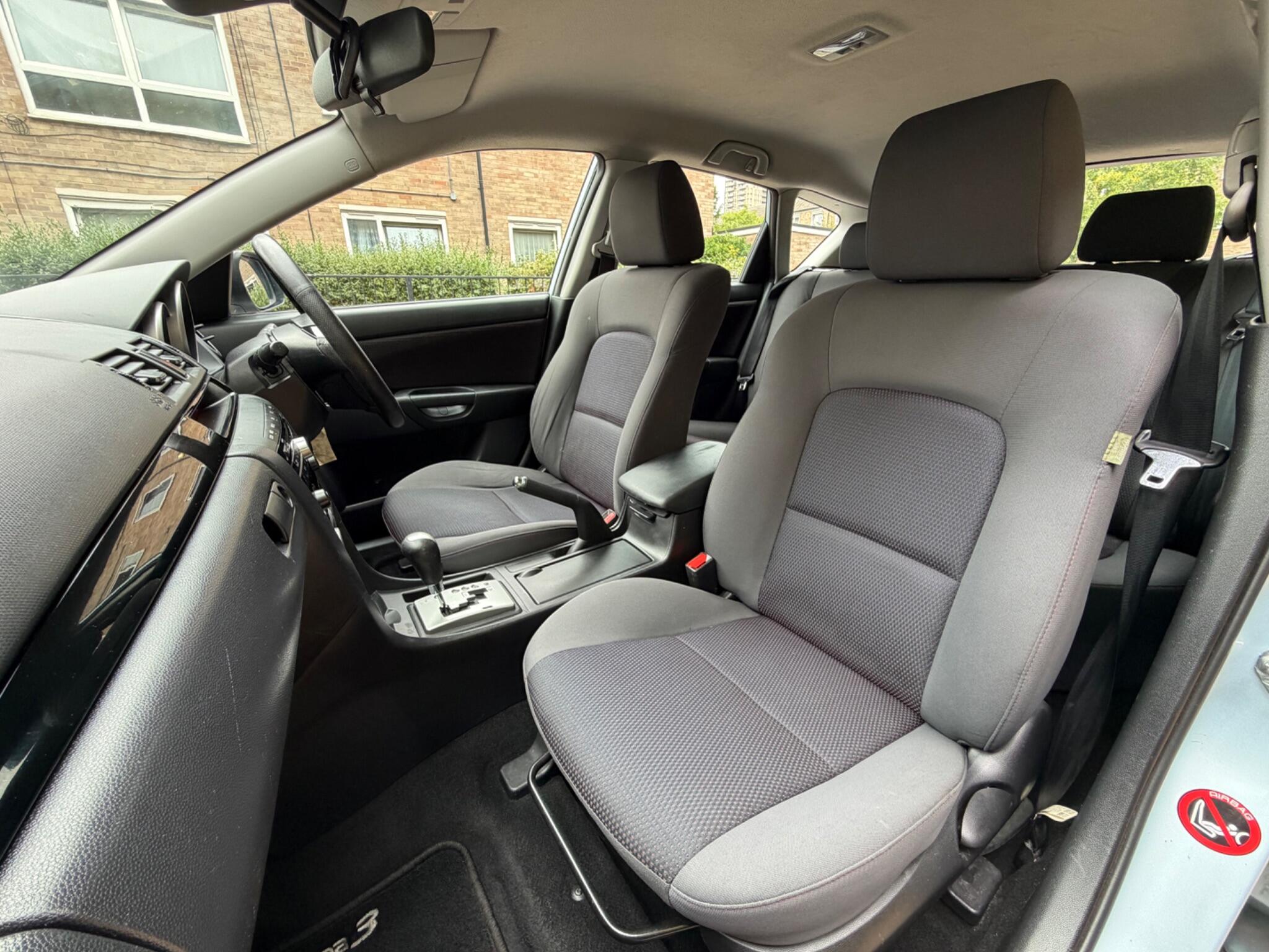 Mazda Mazda3 view 8