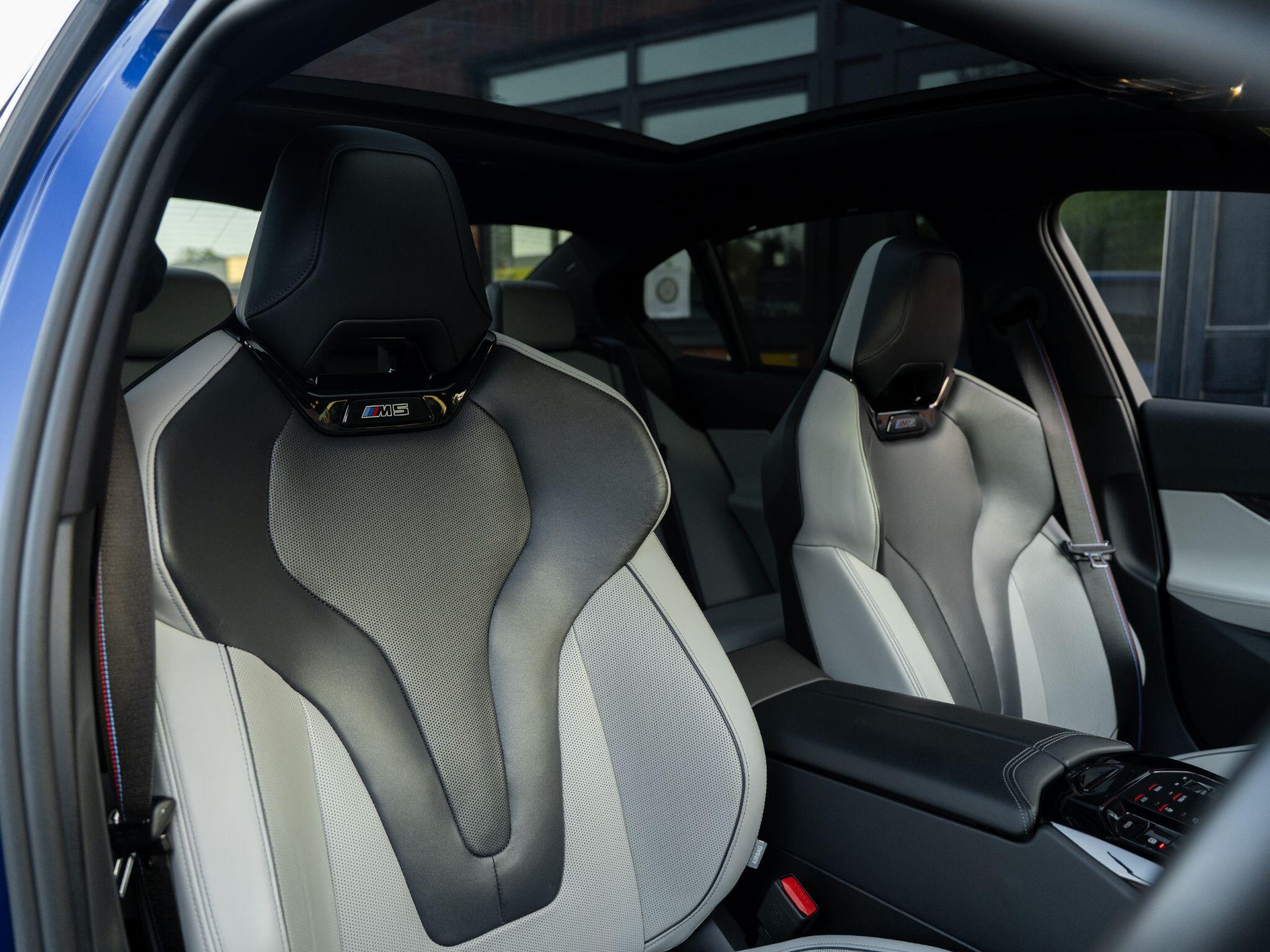 BMW M5 view 44