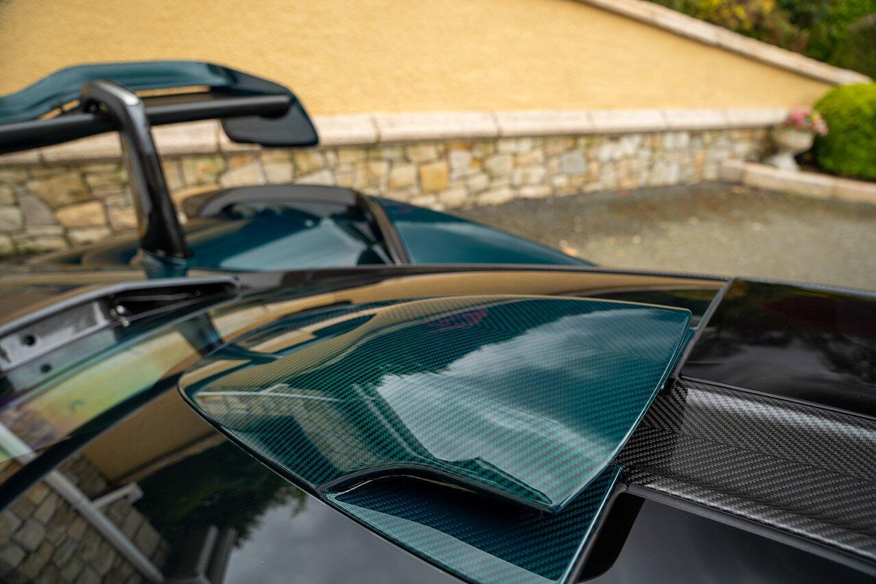 Mclaren Senna view 36