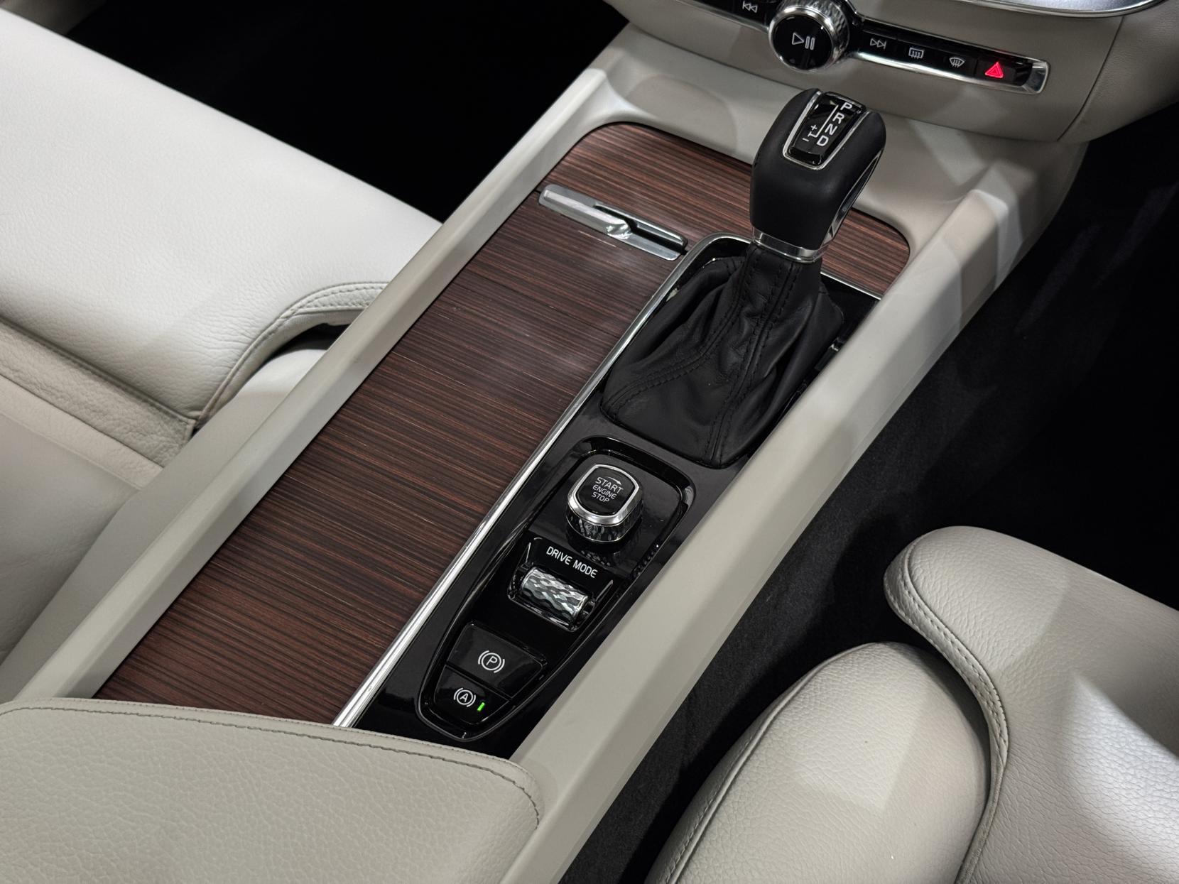 Volvo V60 view 34