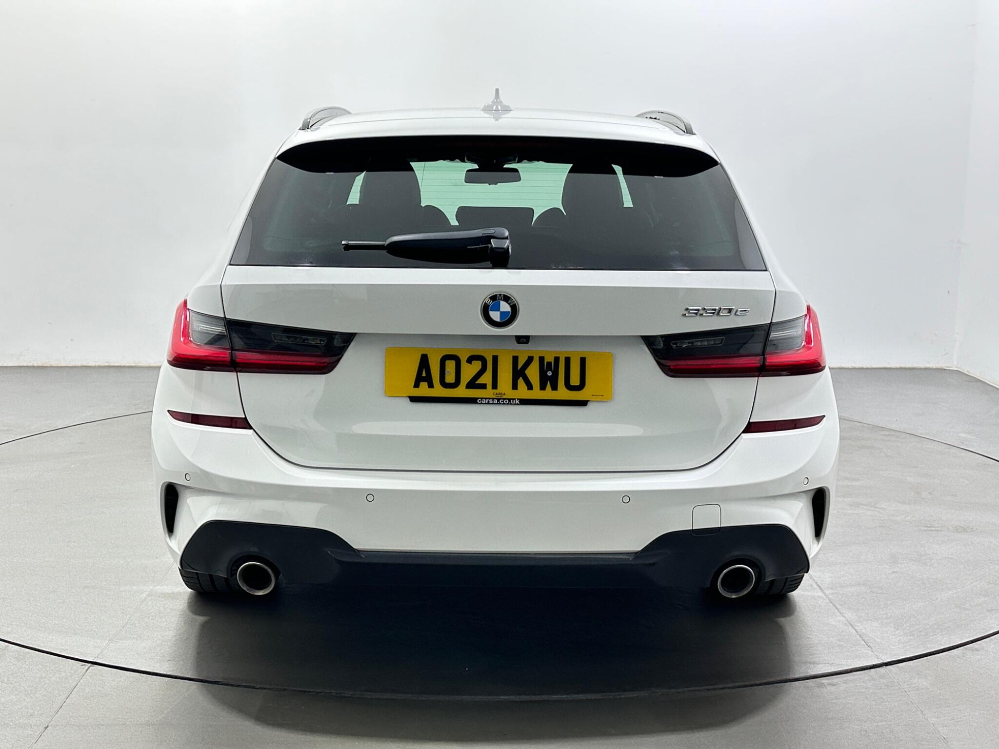 BMW 3 Series view 7
