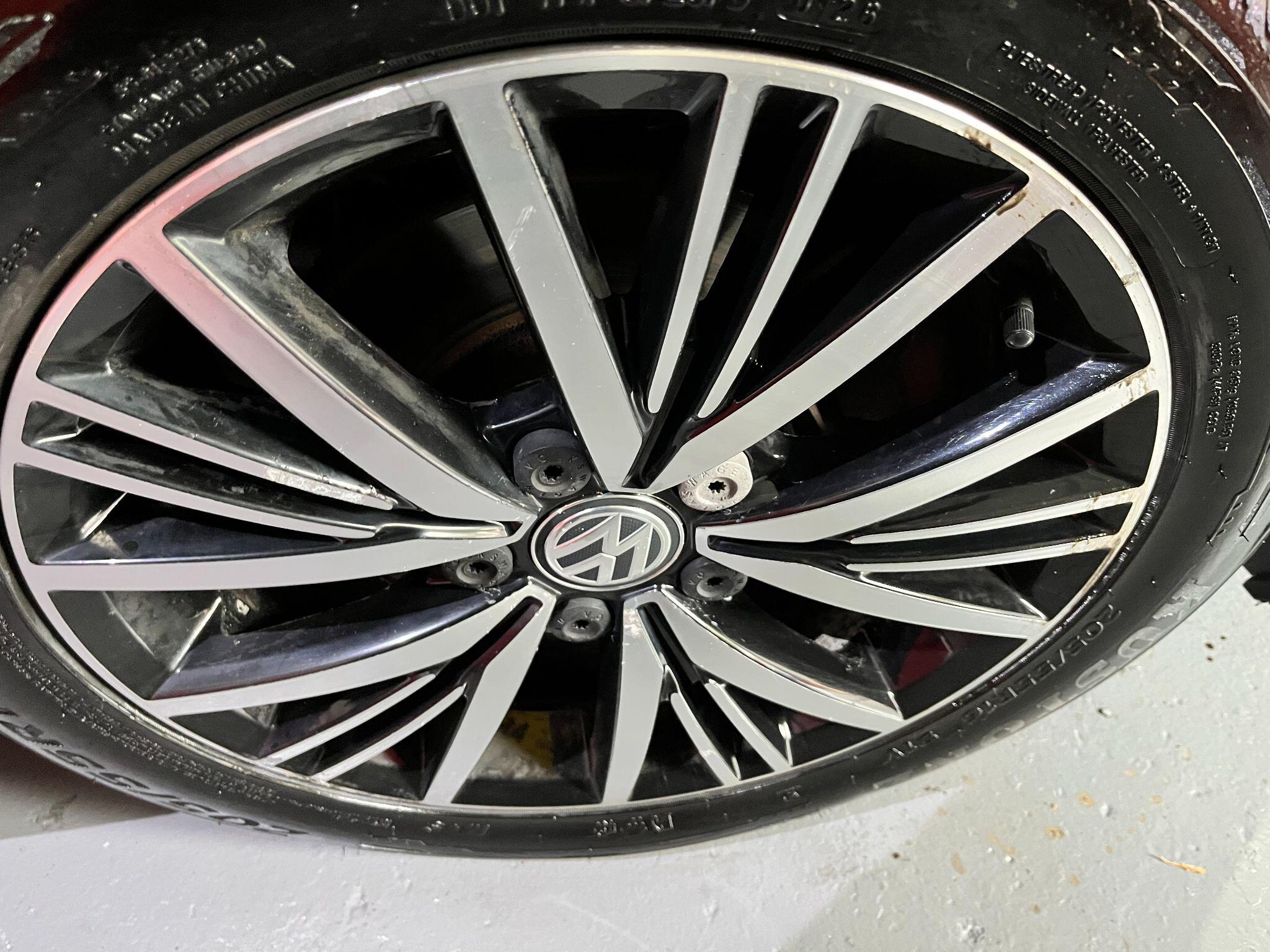 Volkswagen Golf view 44