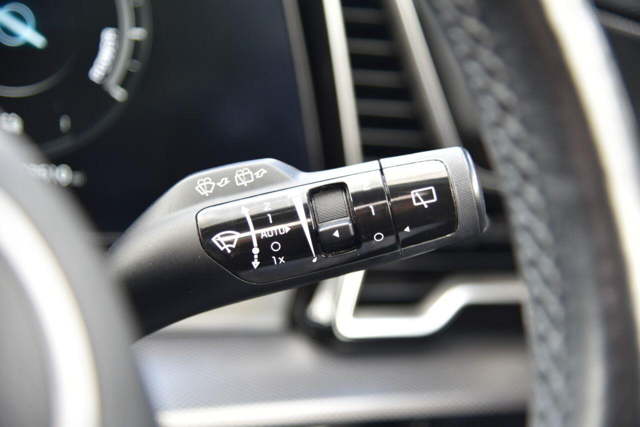 Kia Sportage view 34