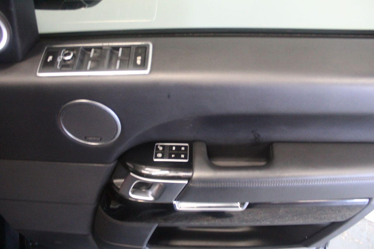 Land Rover Range Rover view 54