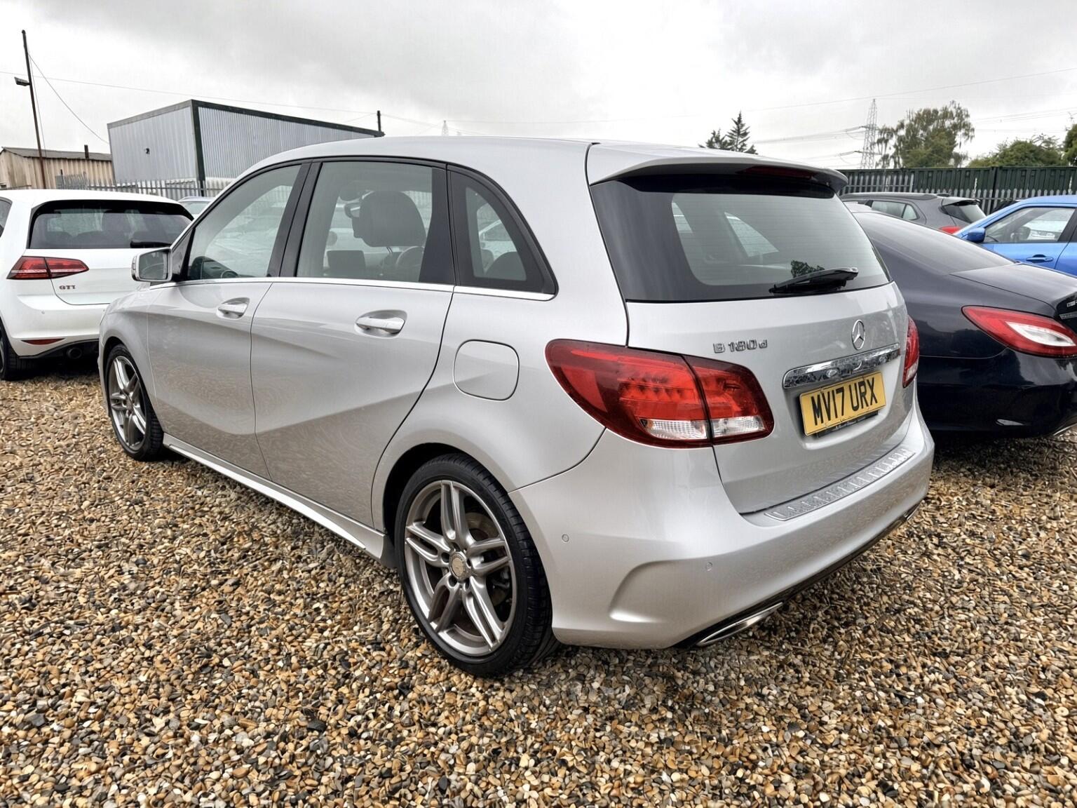 Mercedes-Benz B-Class view 4