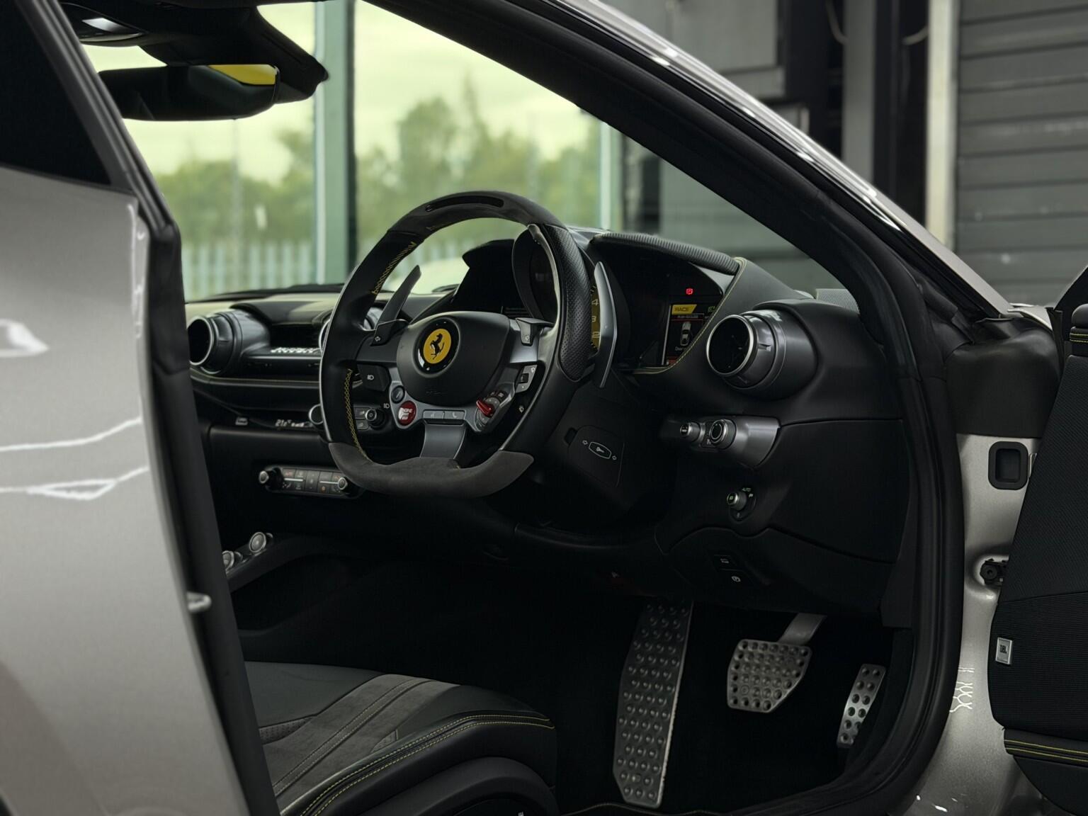 Ferrari 812 view 42