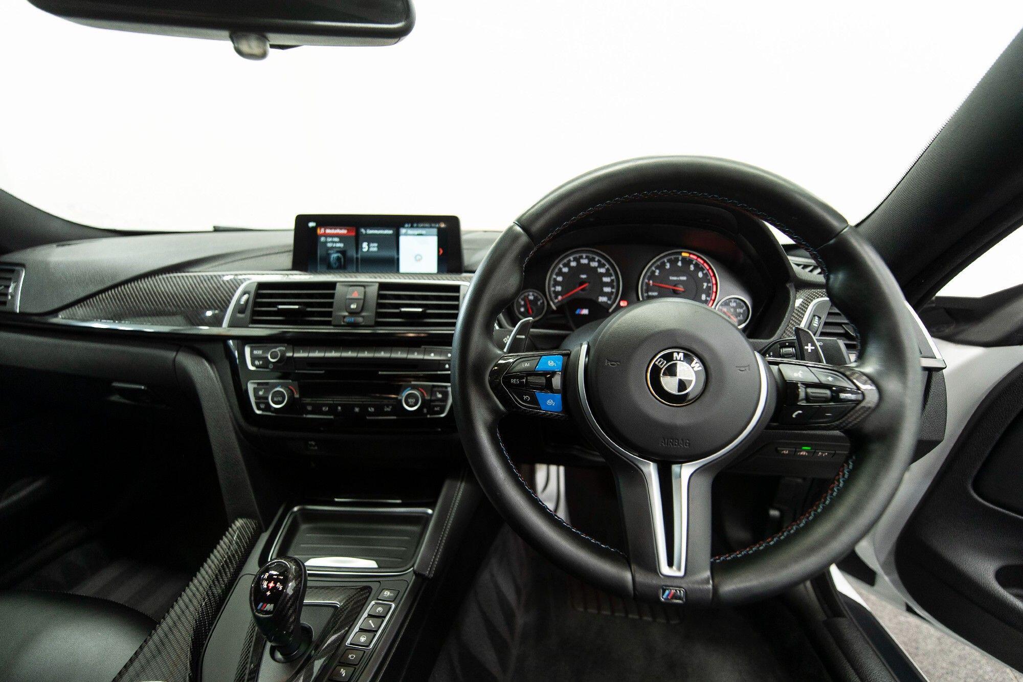 BMW M4 view 13