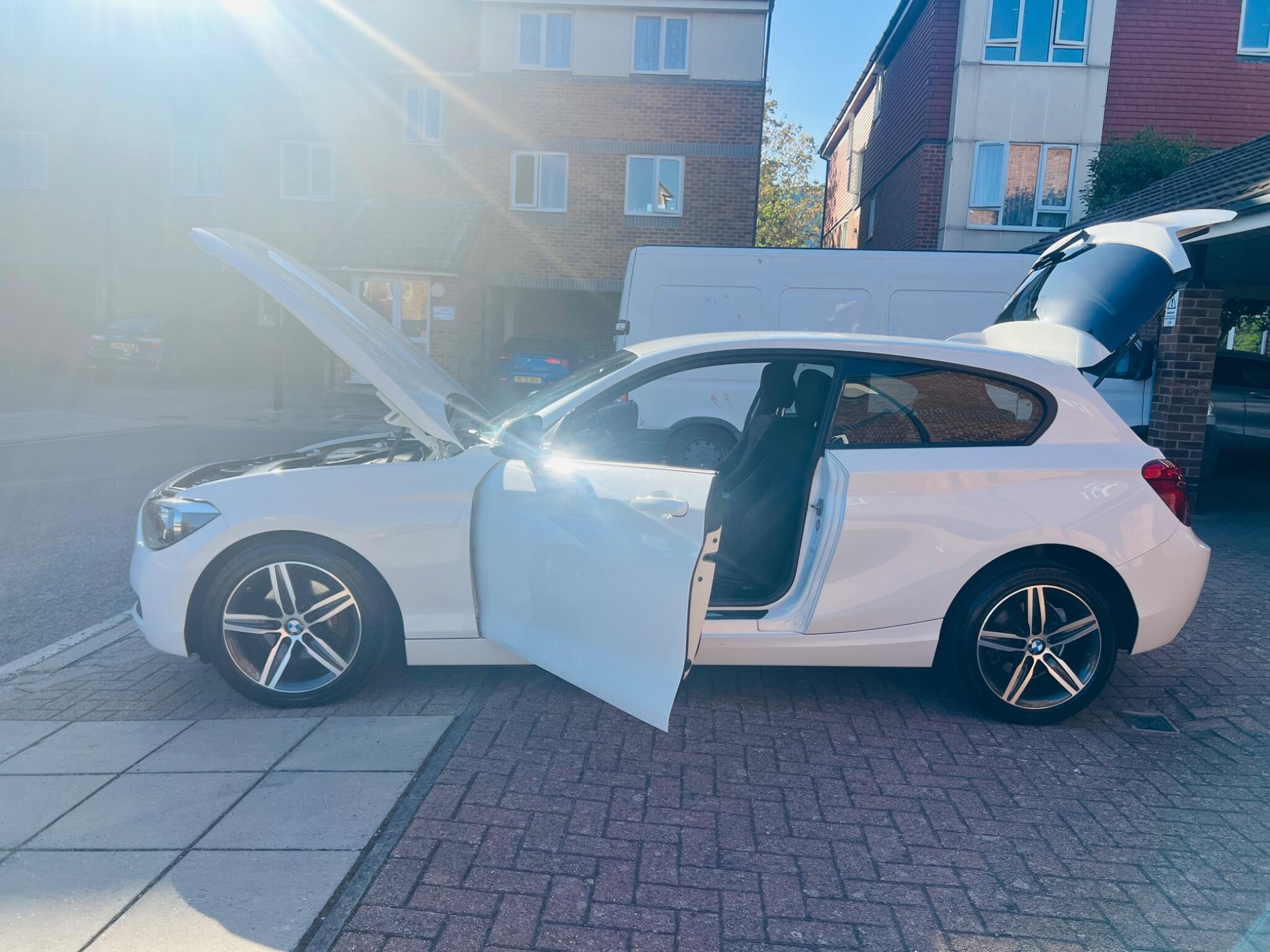 BMW 1 Series view 22