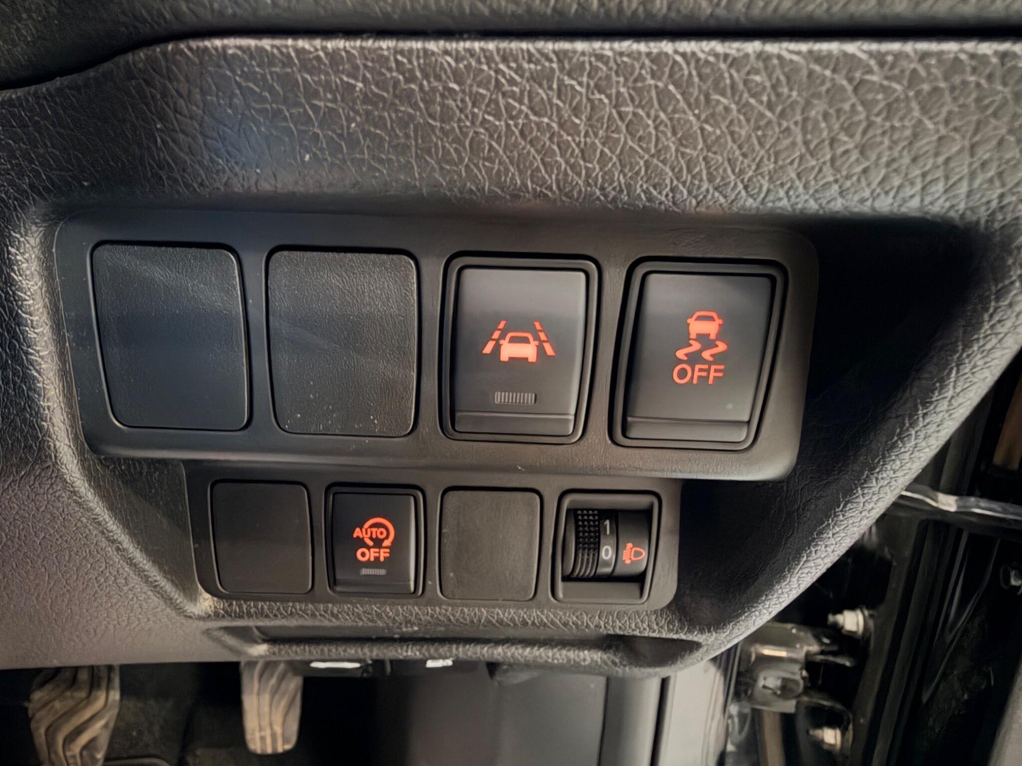 Nissan X-Trail view 28