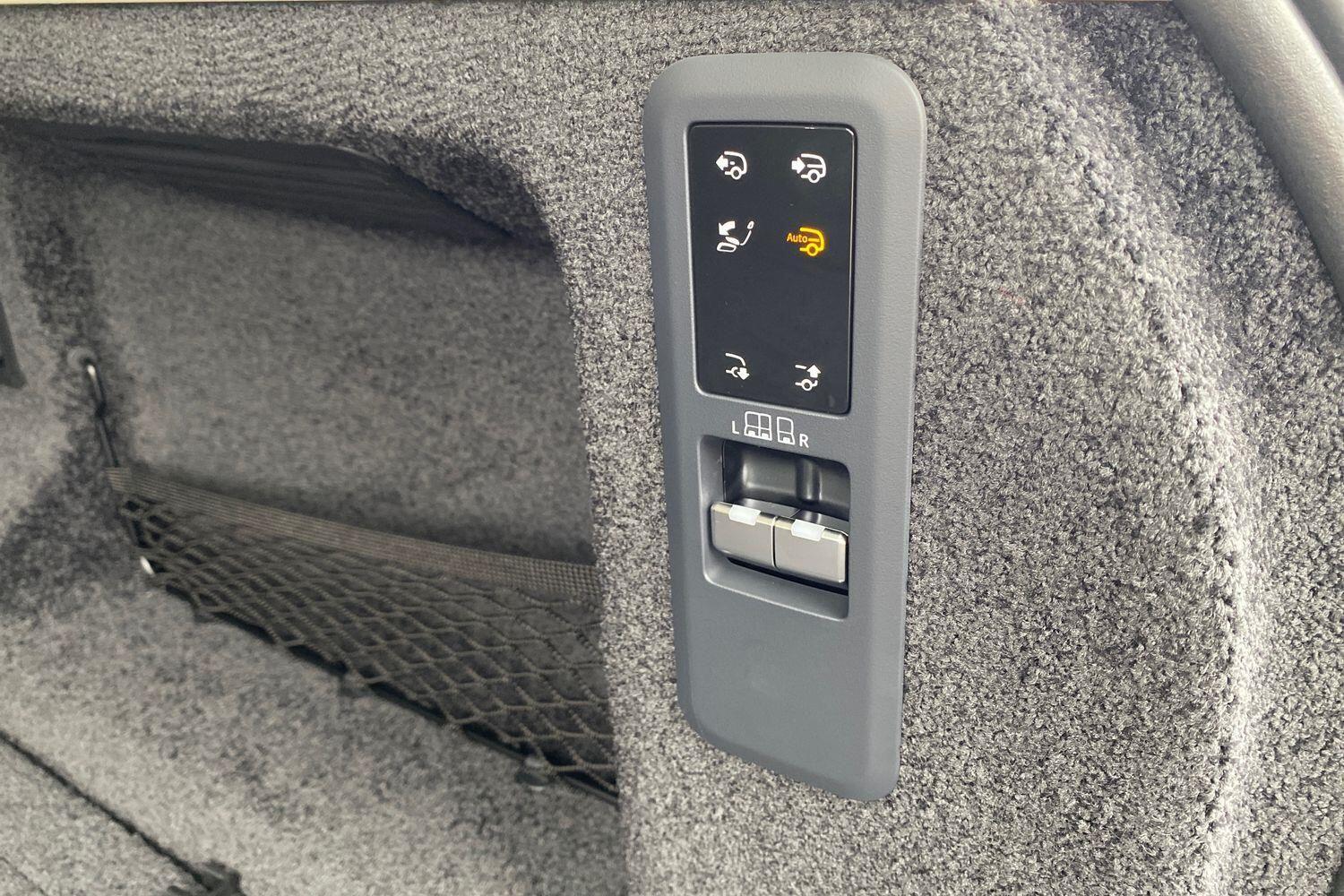 Land Rover Range Rover view 16