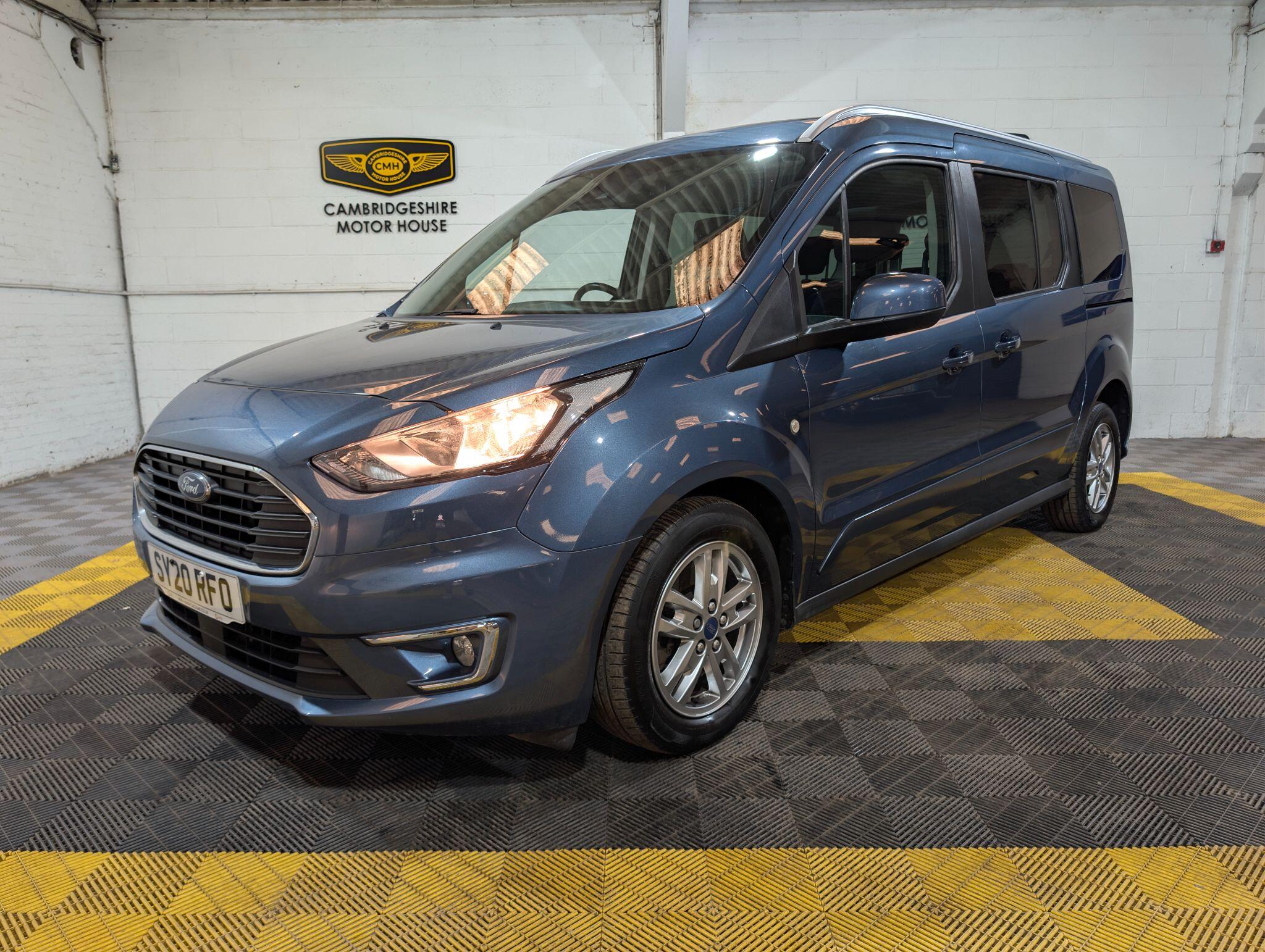 Ford Grand Tourneo Connect view 7
