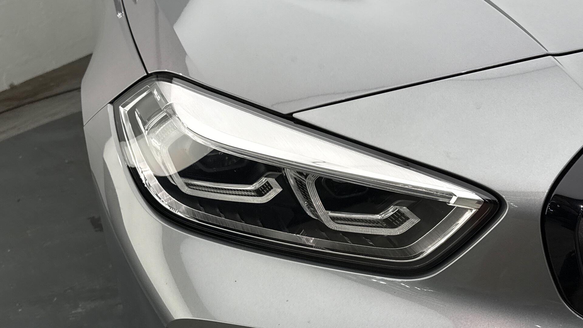 BMW 1 Series view 23