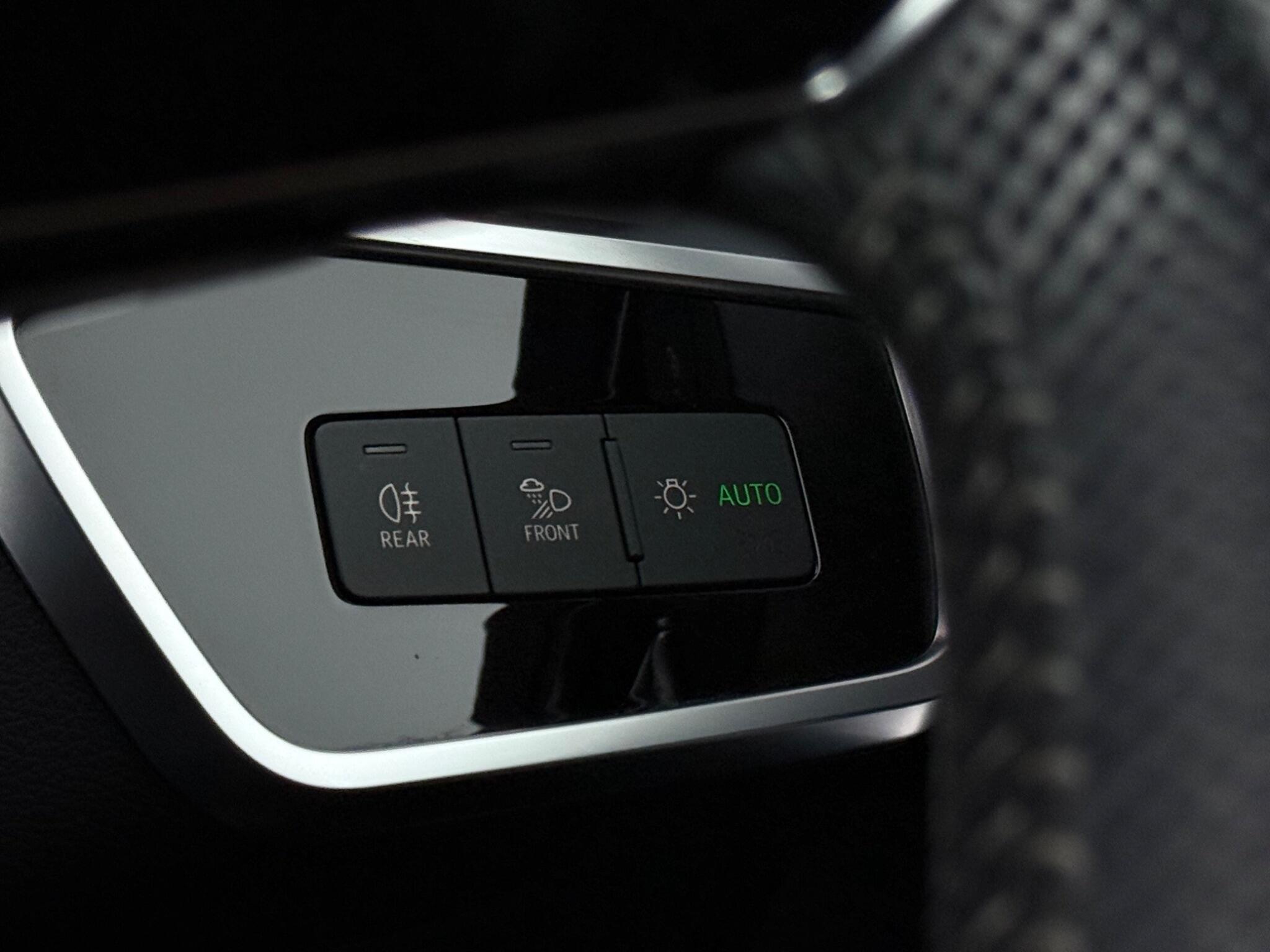 Audi A6 view 17