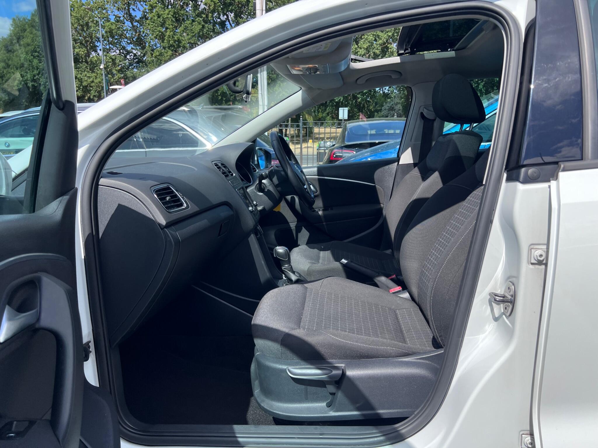 Volkswagen Polo view 34