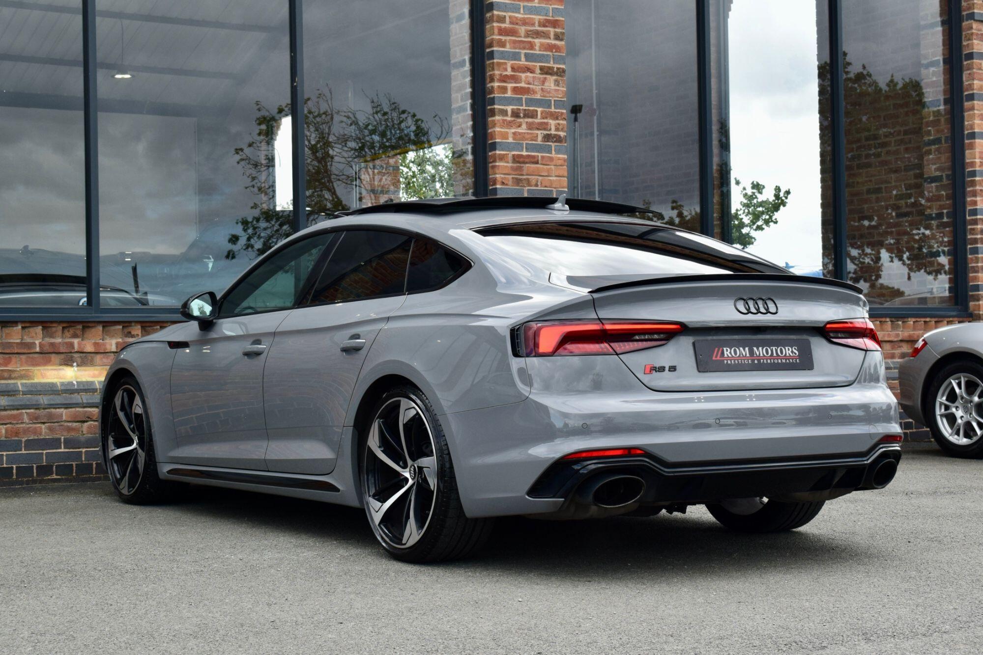 Audi RS5 view 43