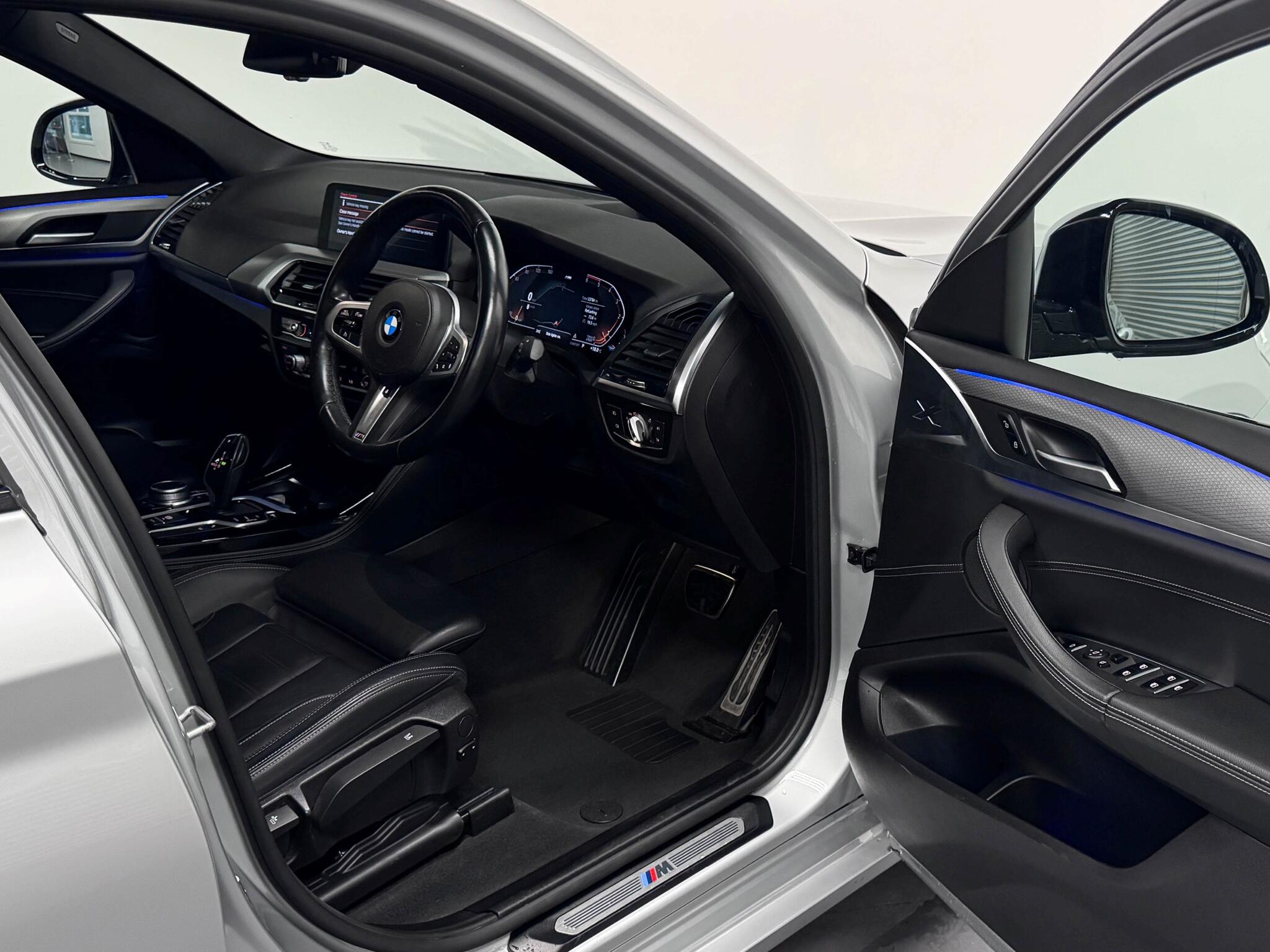 BMW X4 view 33