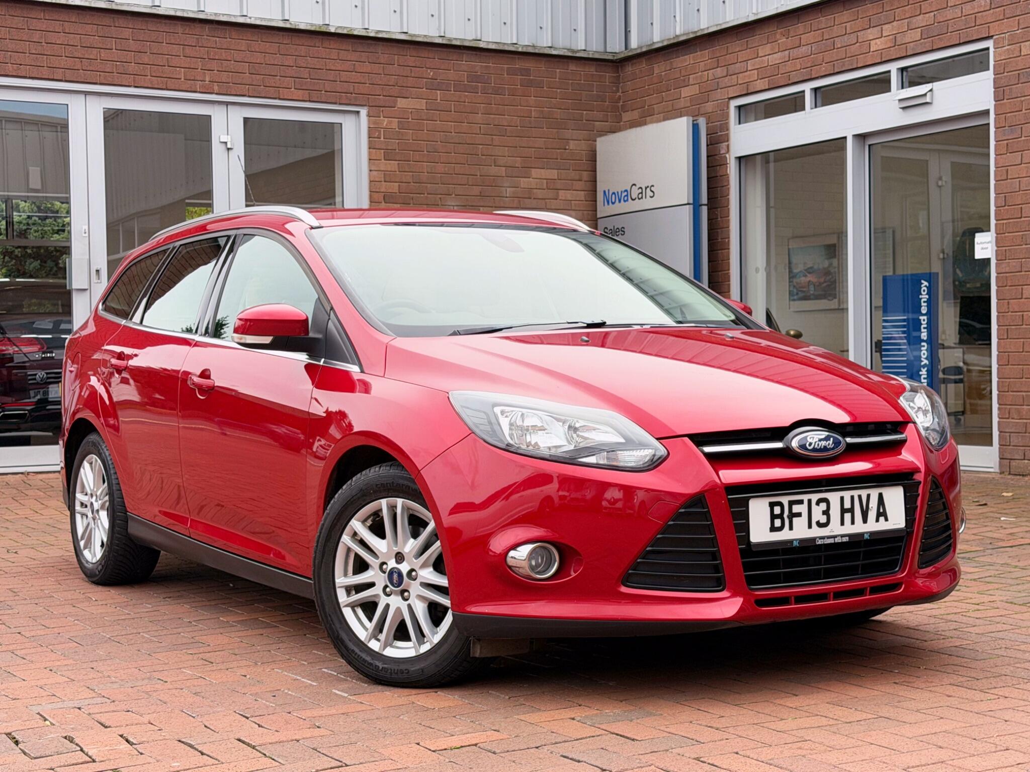 Ford Focus view 45
