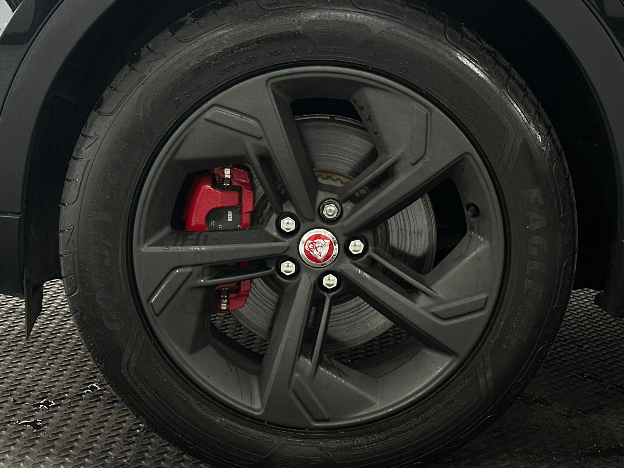 Jaguar E-Pace view 8