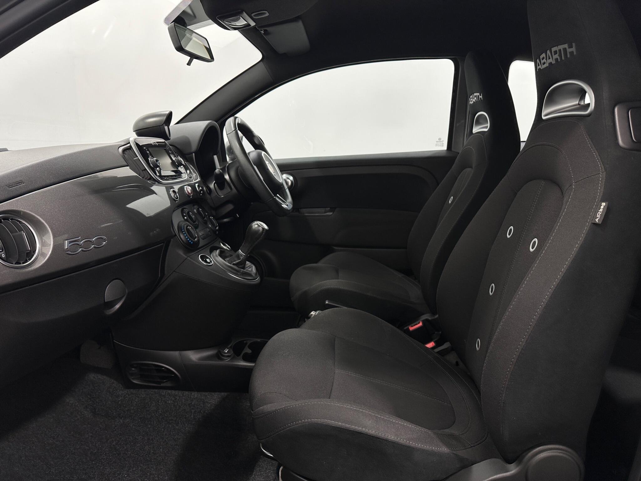 Abarth 595 view 30