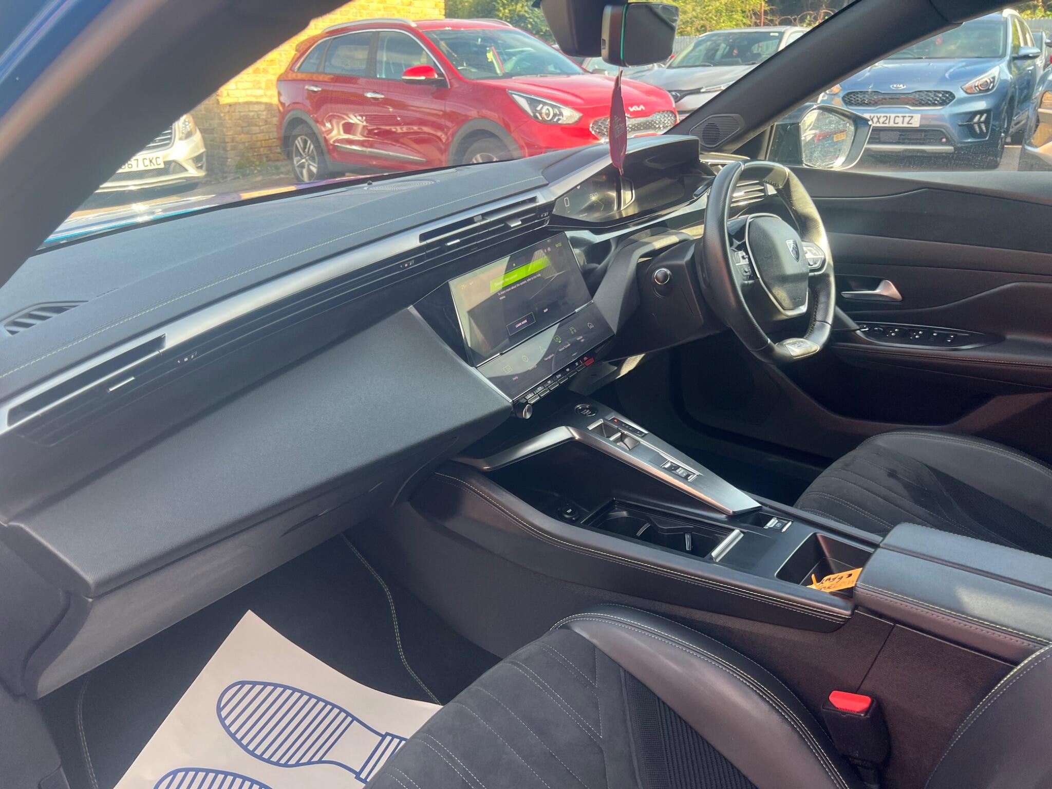 Peugeot 308 view 22