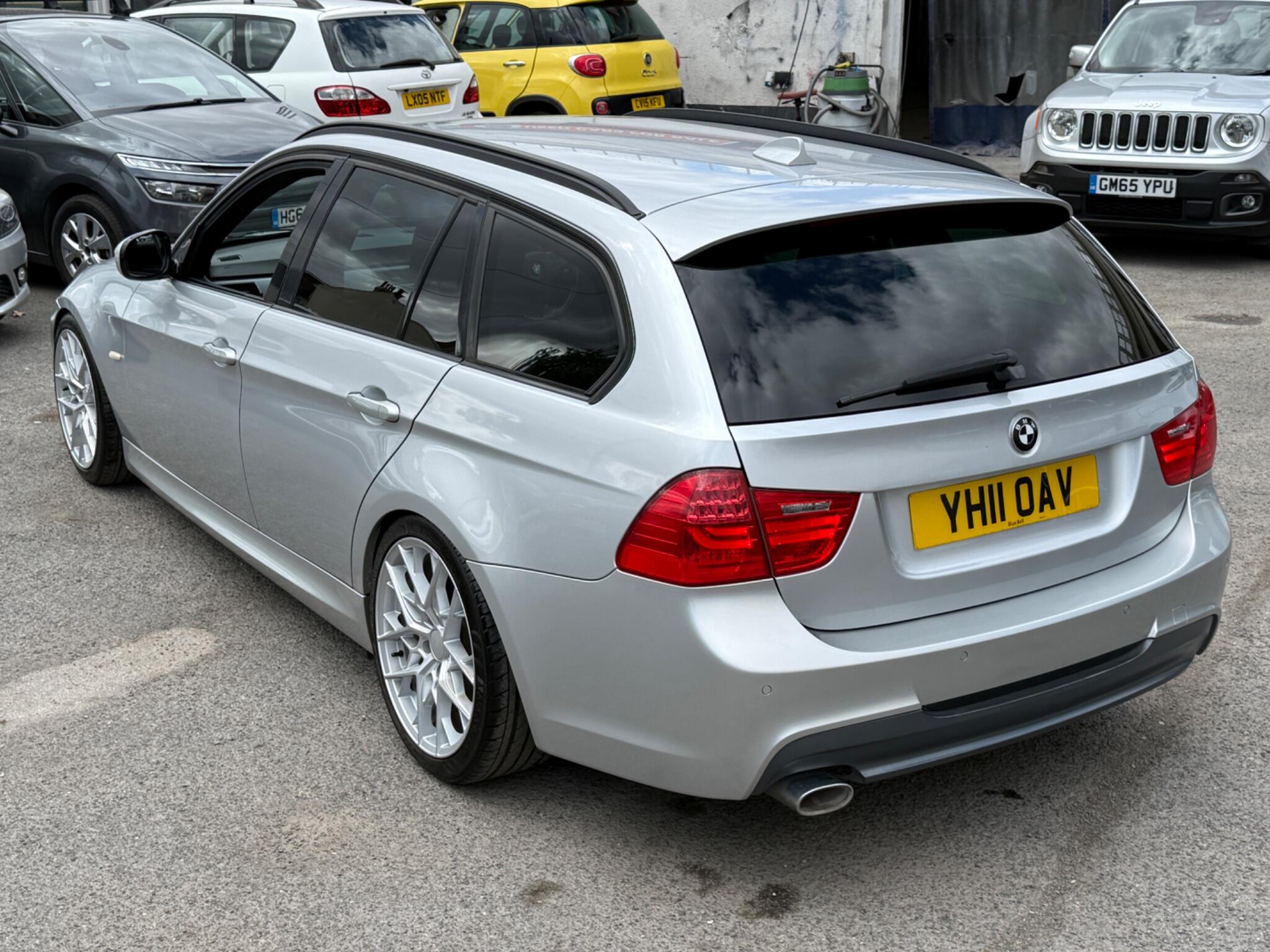 BMW 3 Series - Image 14