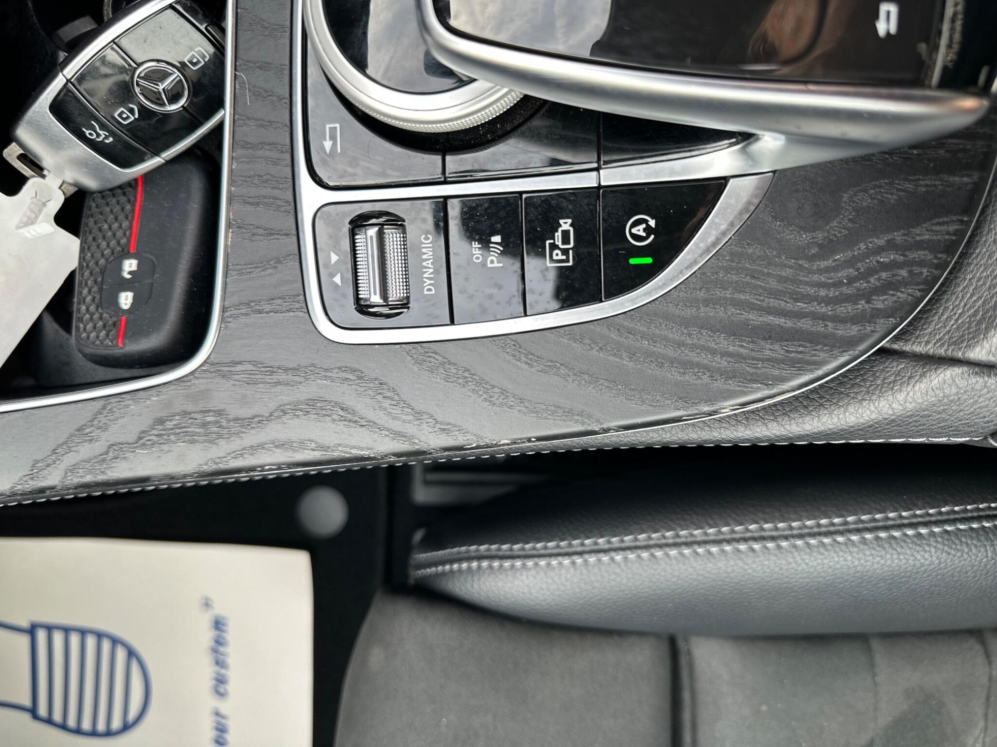 Mercedes-Benz E-Class view 29