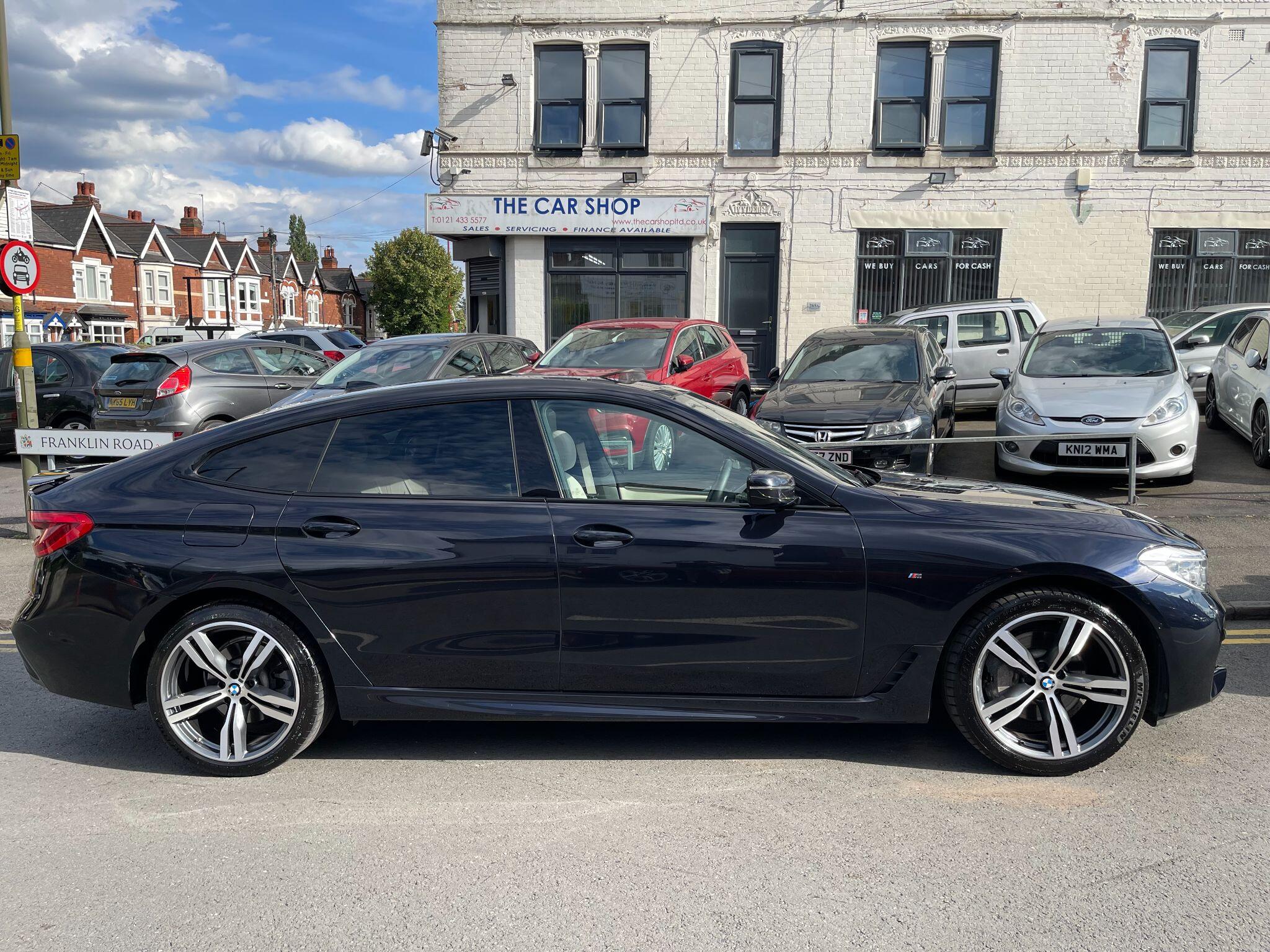 BMW 6 Series view 16