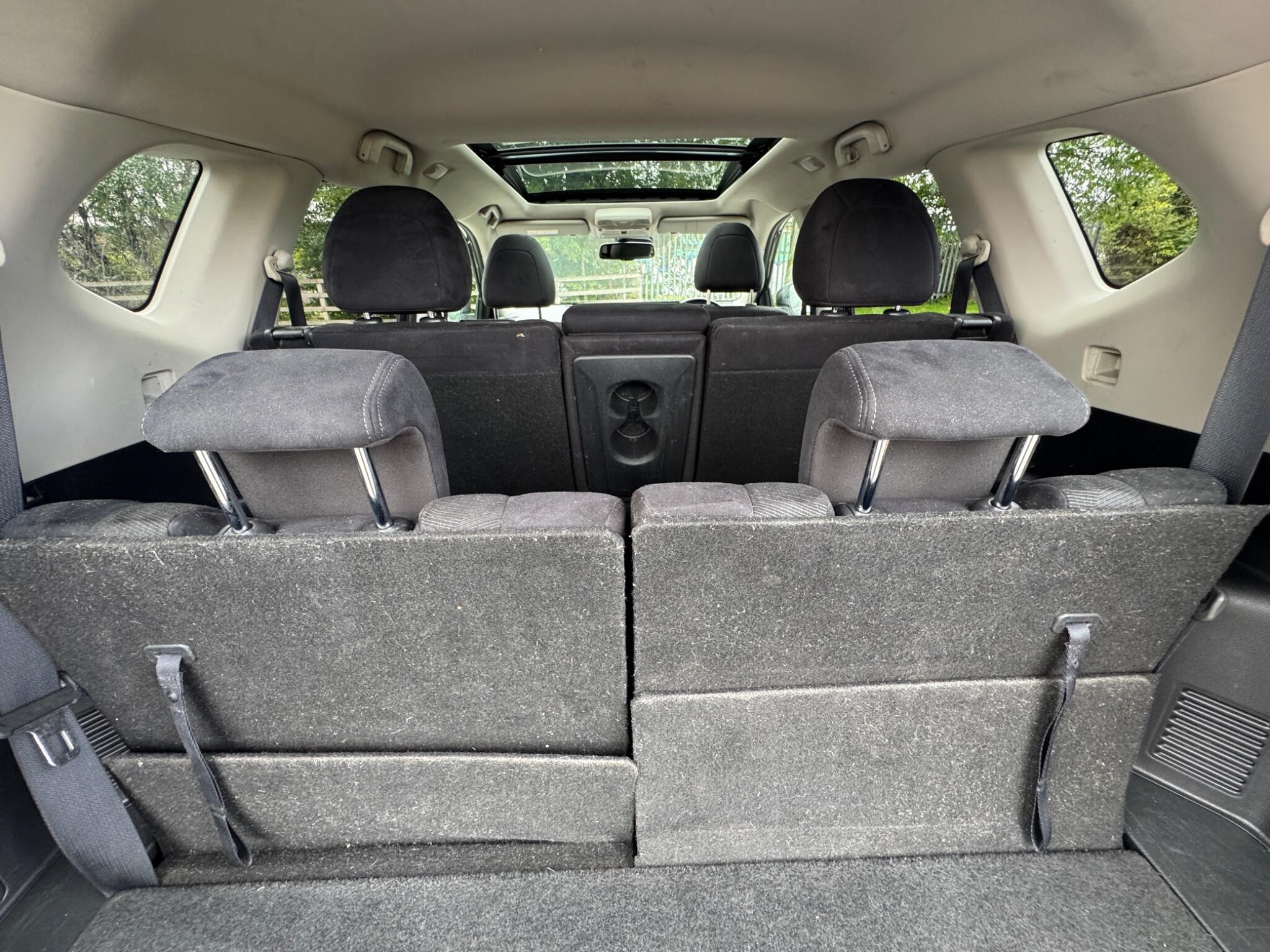 Nissan X-Trail view 15