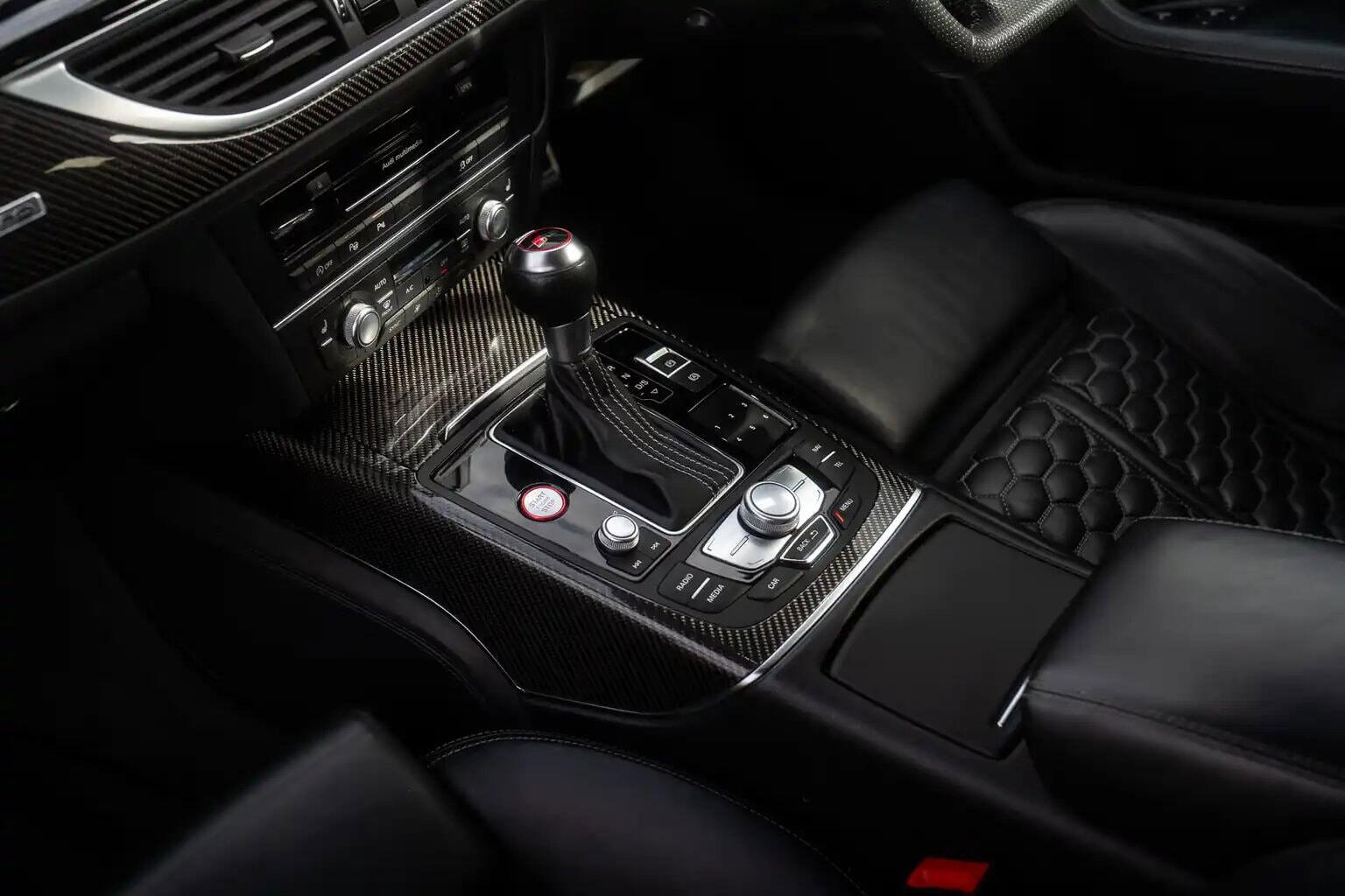 Audi RS6 view 42