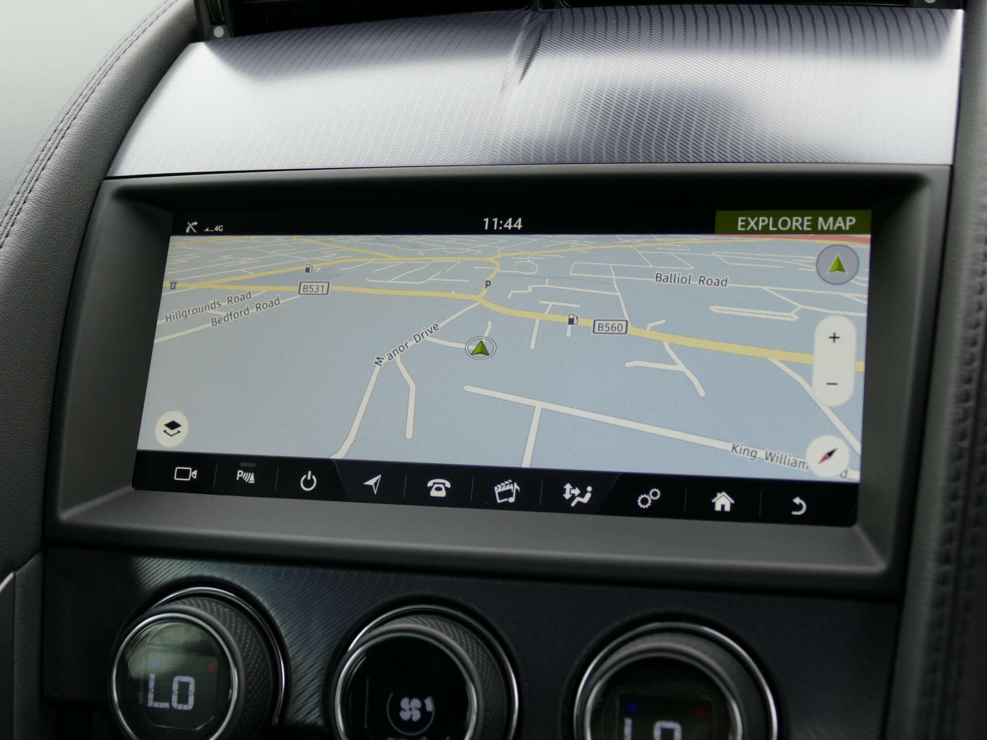 Jaguar F-Type view 38