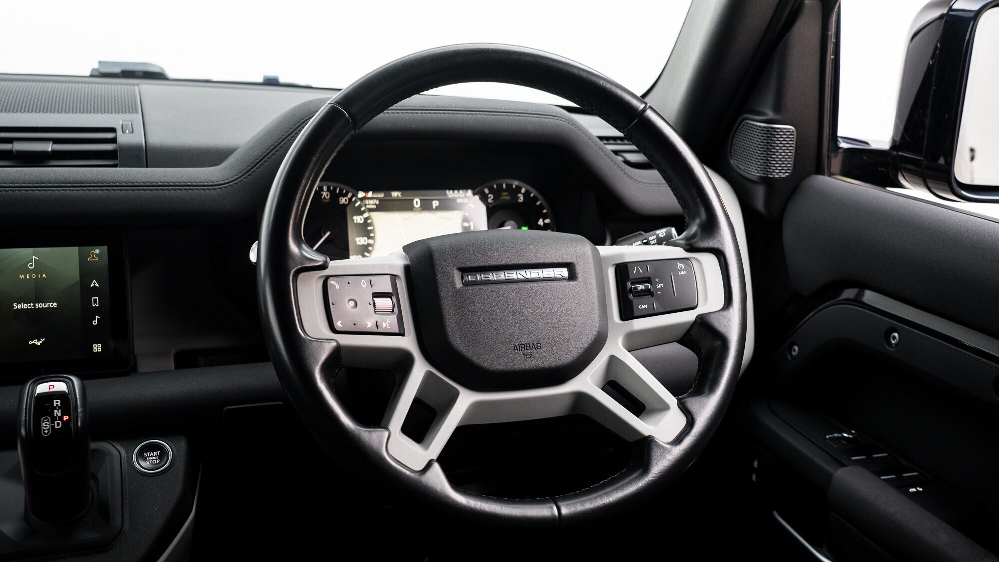 Land Rover Defender view 21